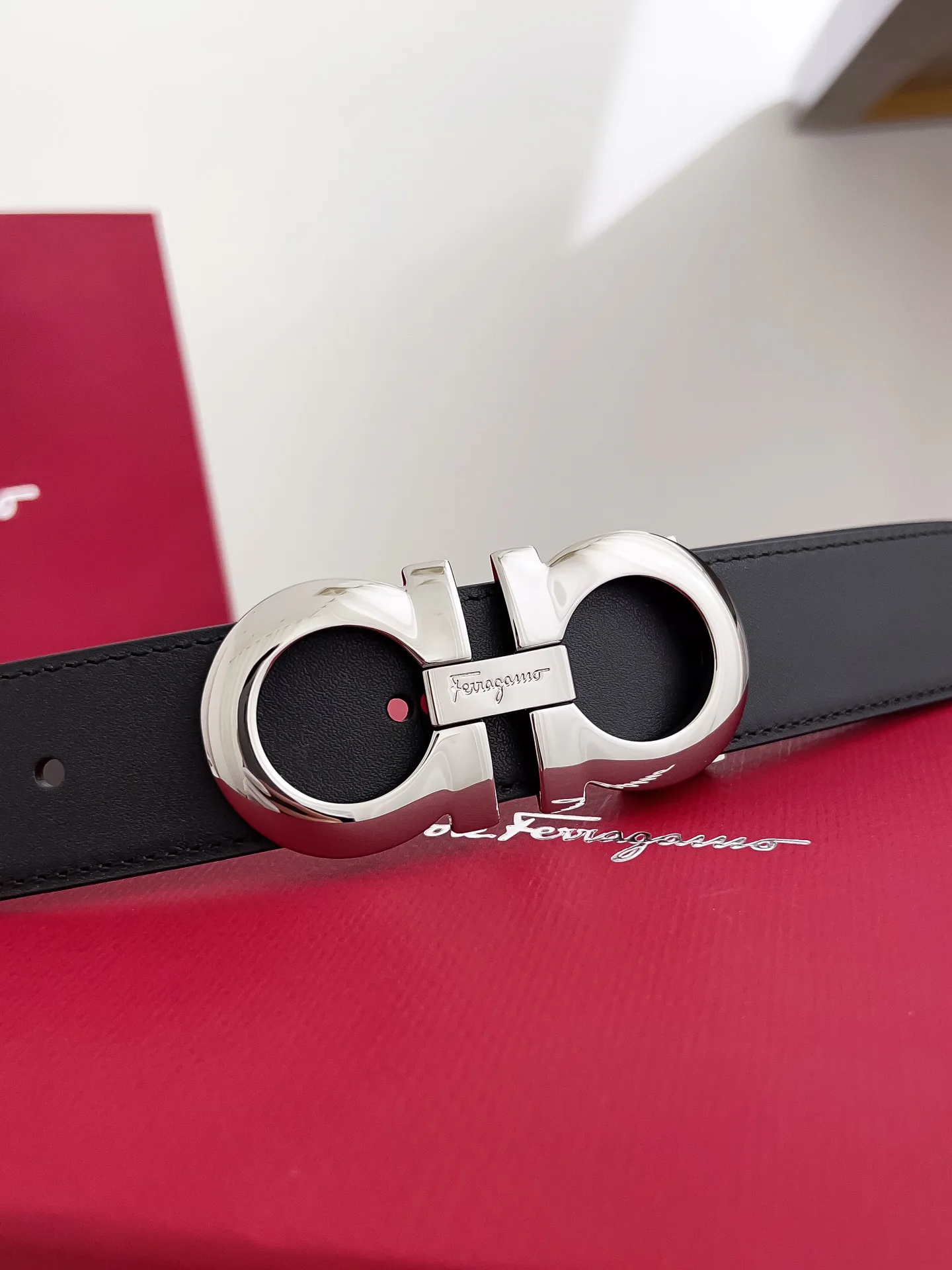 Поясные Сумки Женские Salvatore Ferragamo 5511903