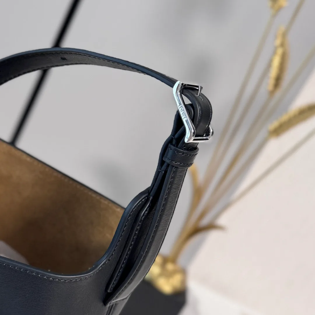 Классические Сумки Женские Loewe 18004242