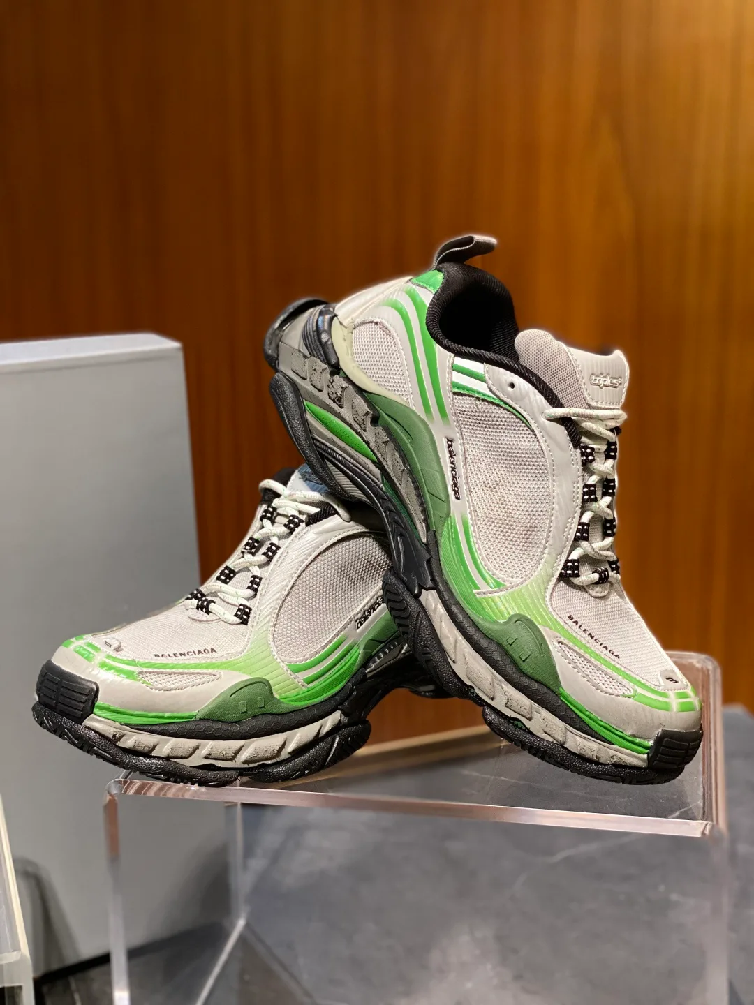 Кроссовки Женские Balenciaga 16935007
