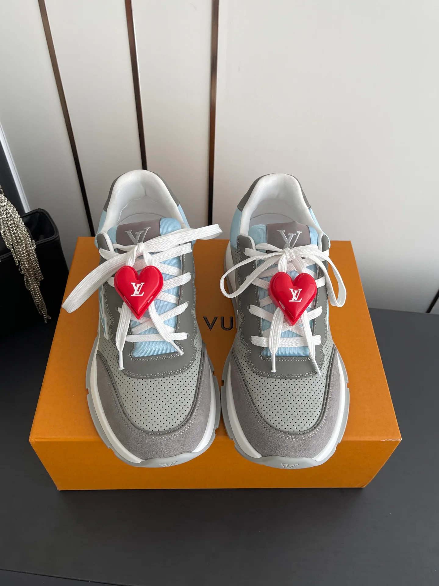 Кроссовки Мужские Louis Vuitton 11203887