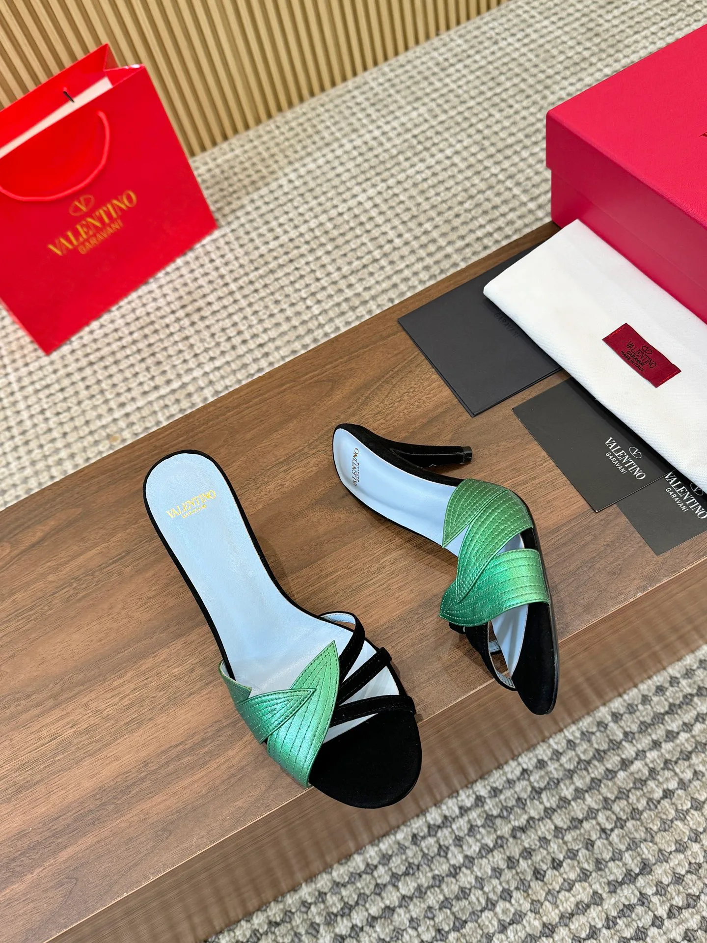 Босоножки Женские Valentino 1856052