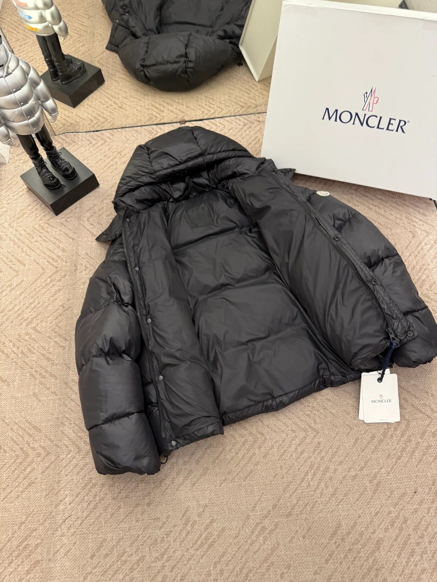 Куртки И Пуховики Женские Moncler 18825224