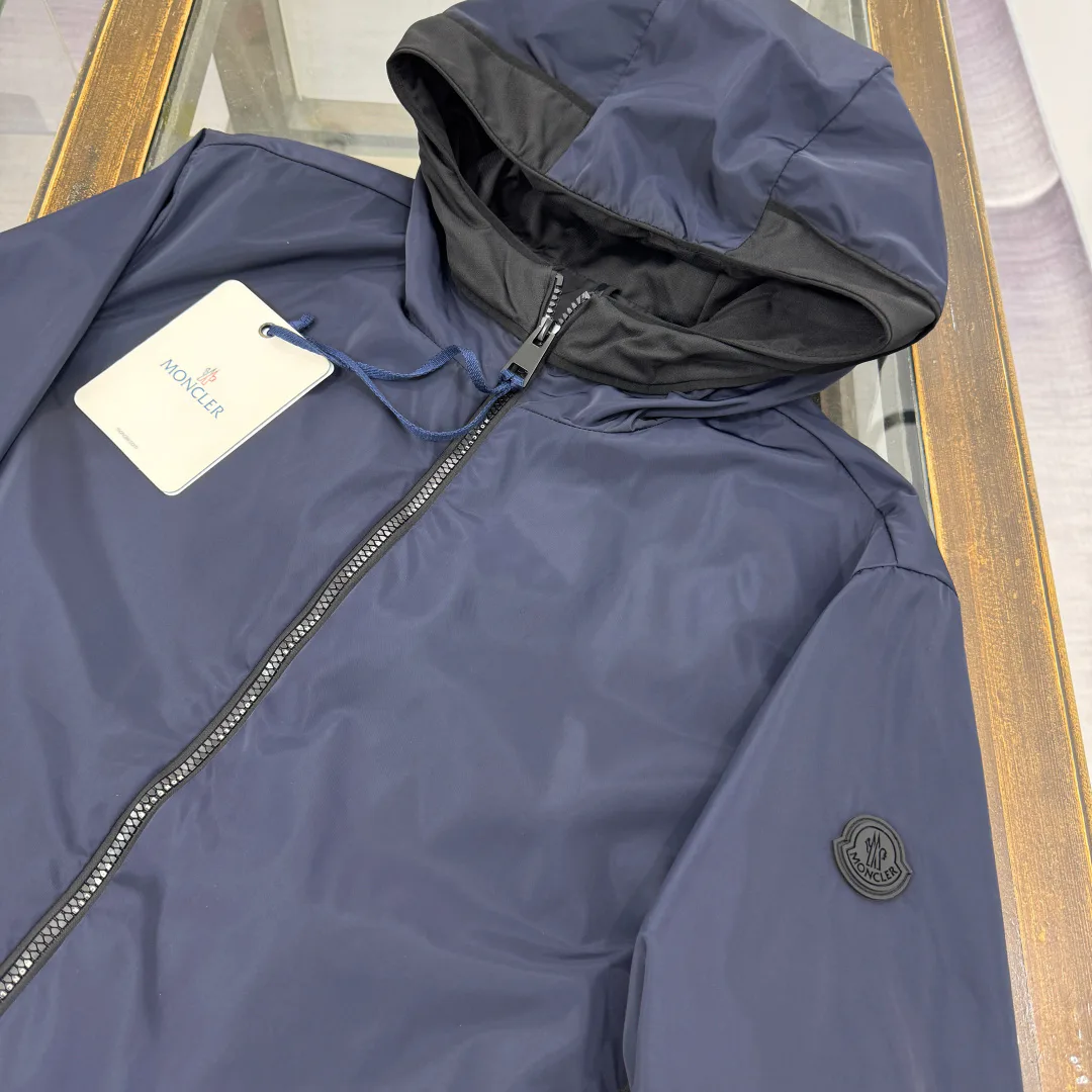 Куртки И Пуховики Женские Moncler 18002121