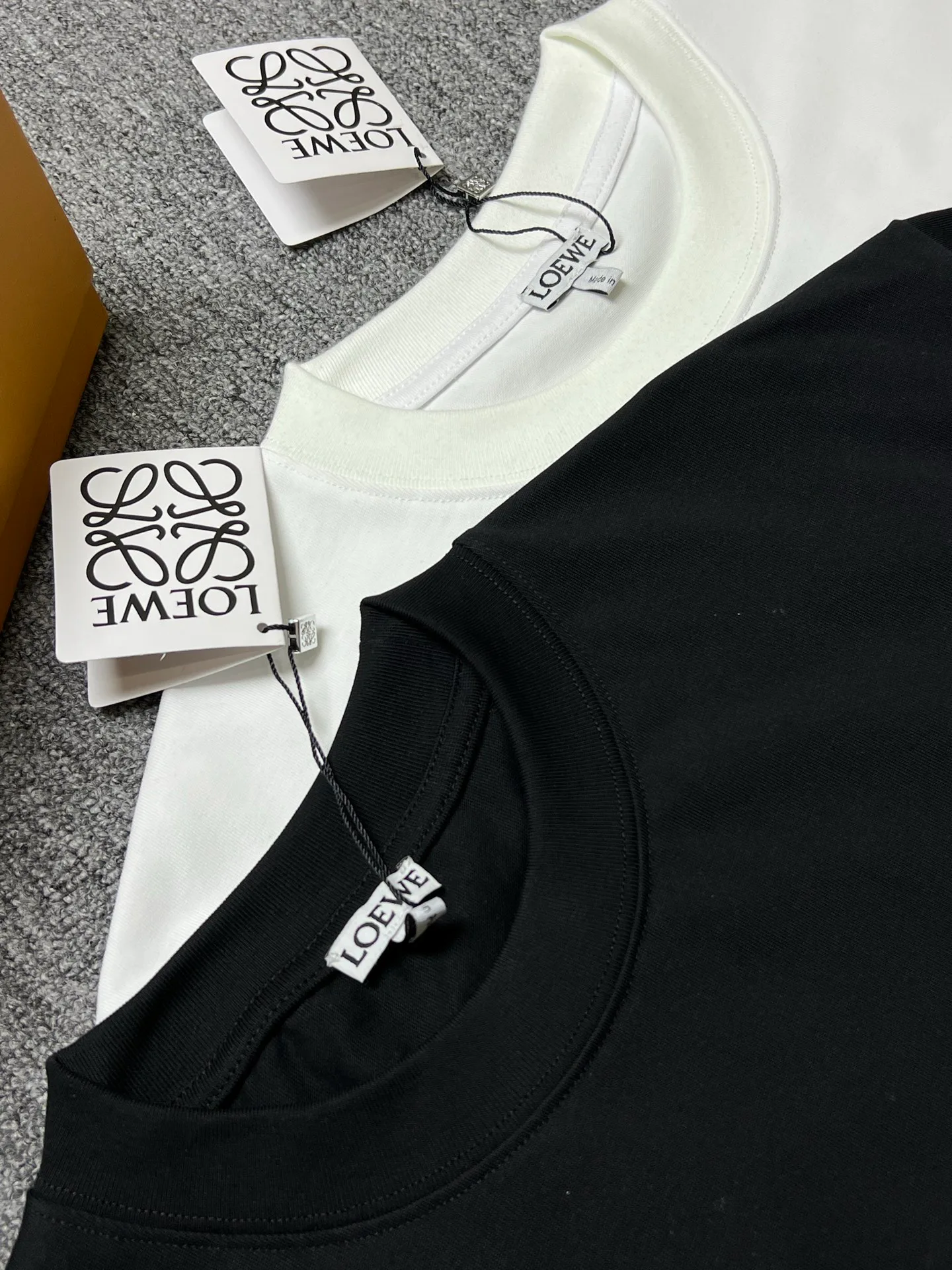 Футболки Женские Loewe 11385619