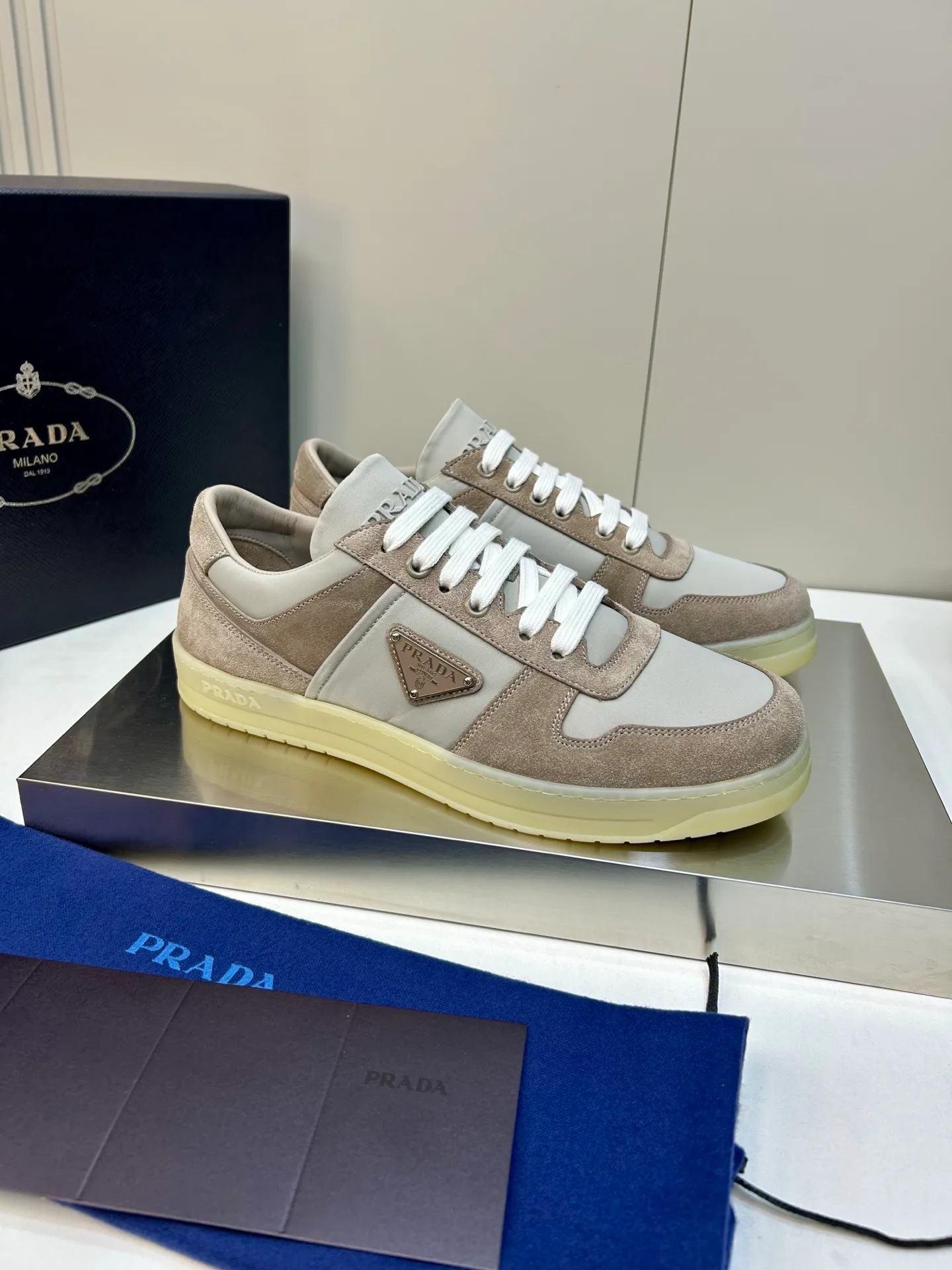 Кроссовки Мужские Prada 18267435