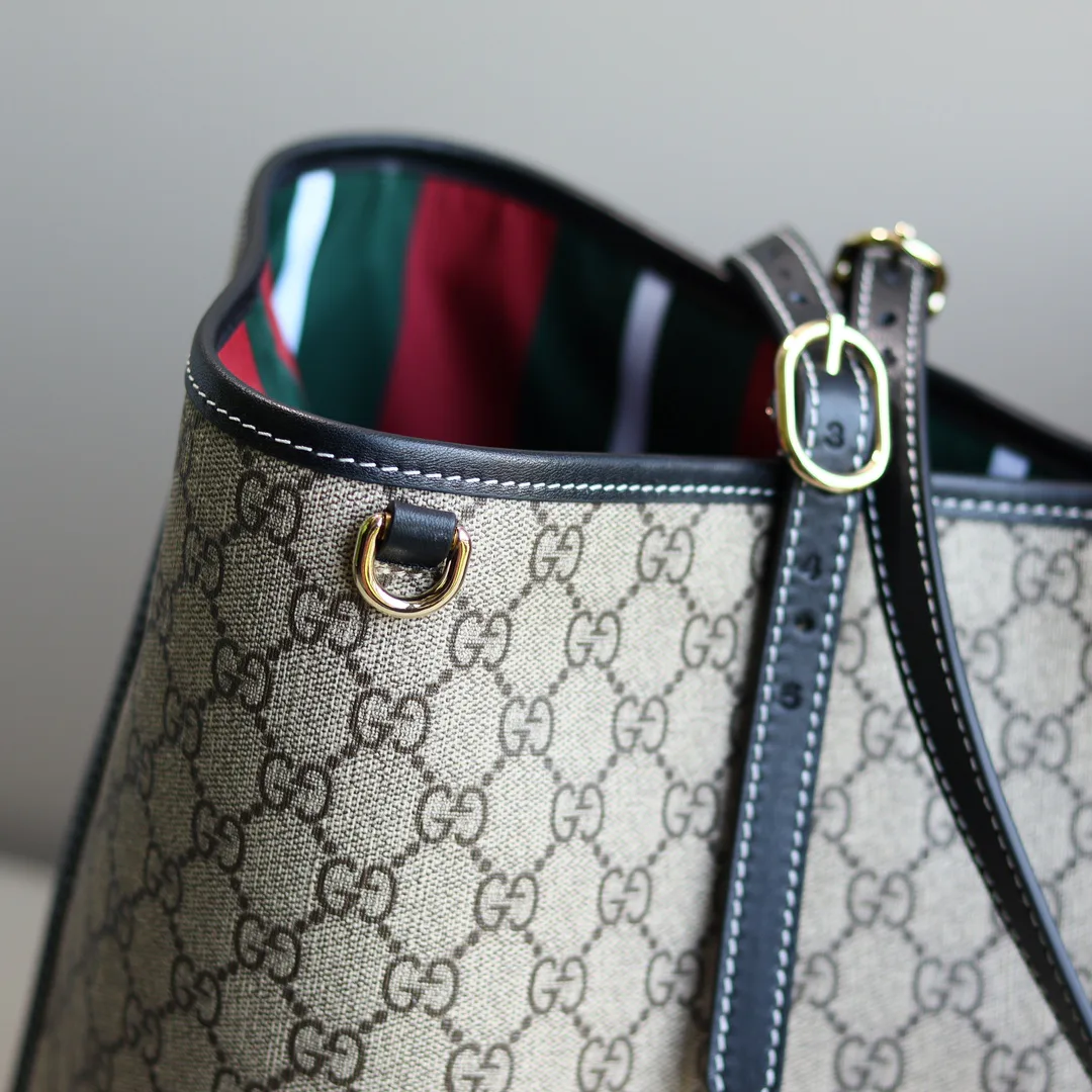 Классические Сумки Женские Gucci 12781860