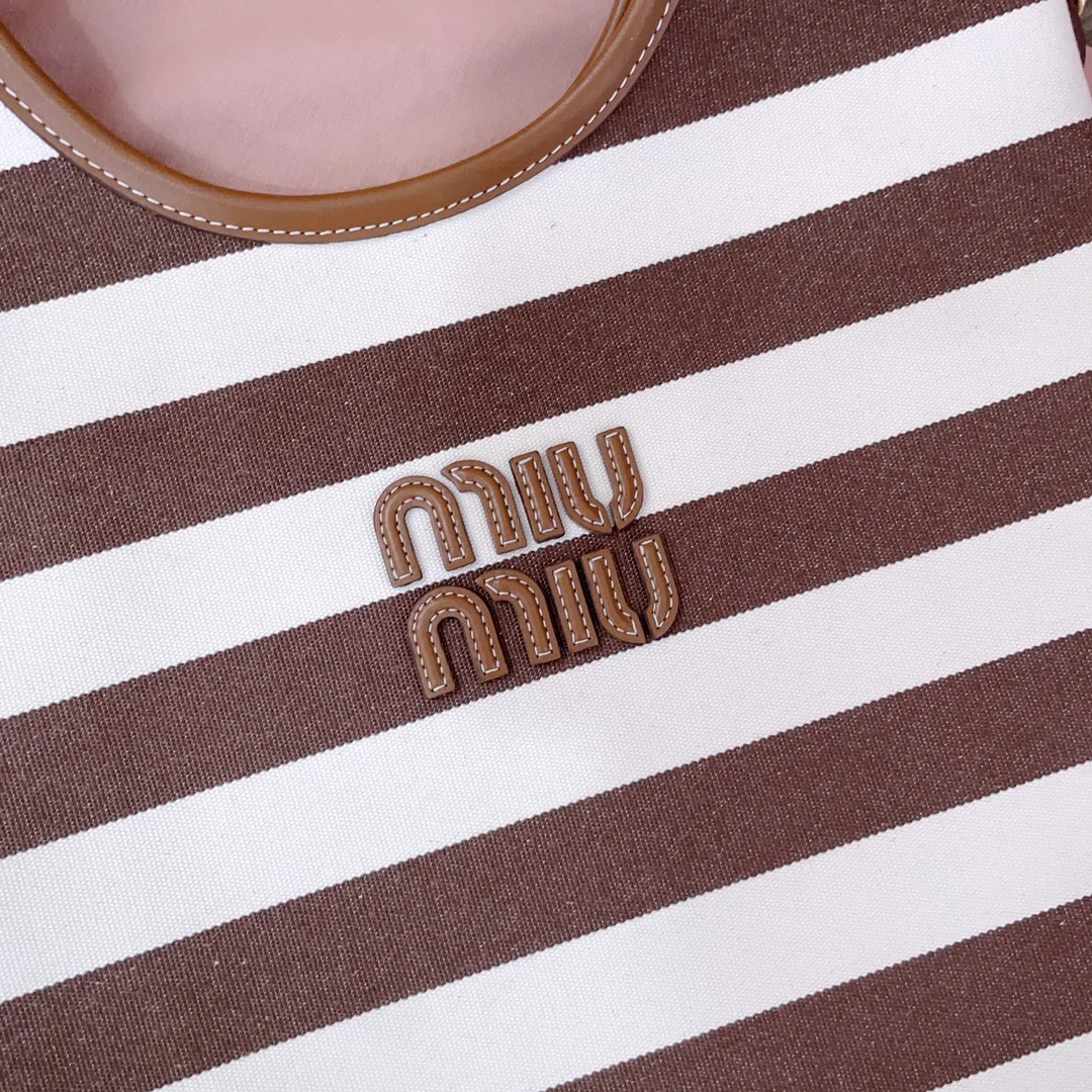 Классические Сумки Женские Miu Miu 445182