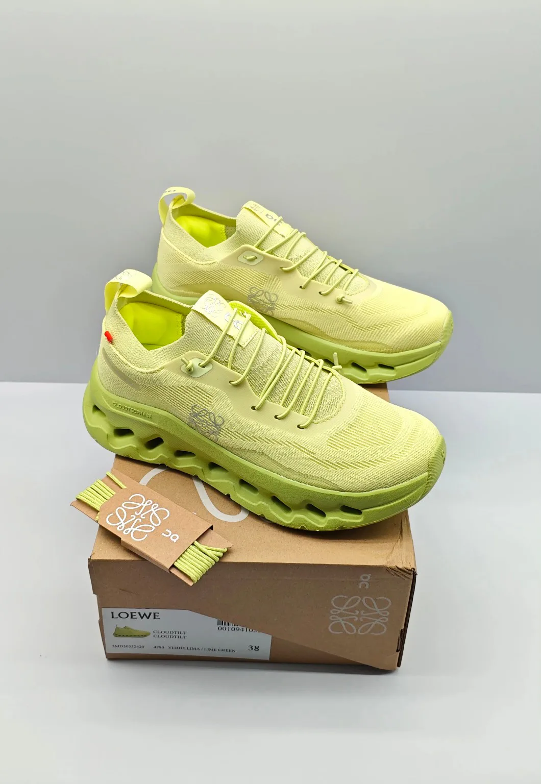 Кроссовки Женские Loewe 13193973