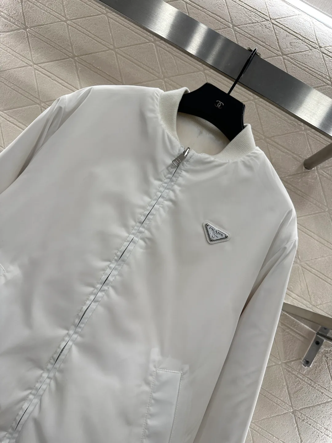 Куртки И Пуховики Женские Prada 553222