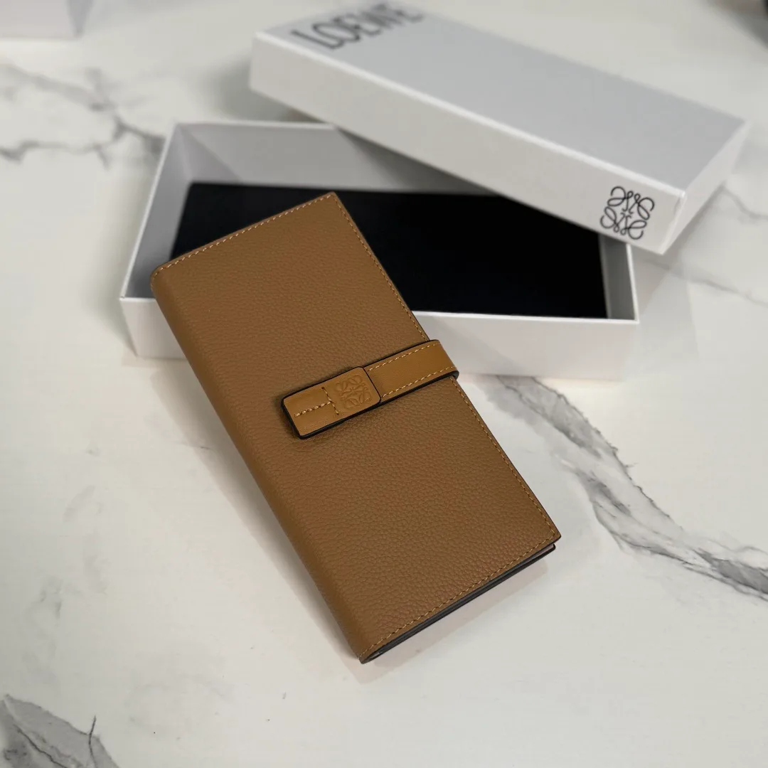 Клатчи Женские Loewe 17331703