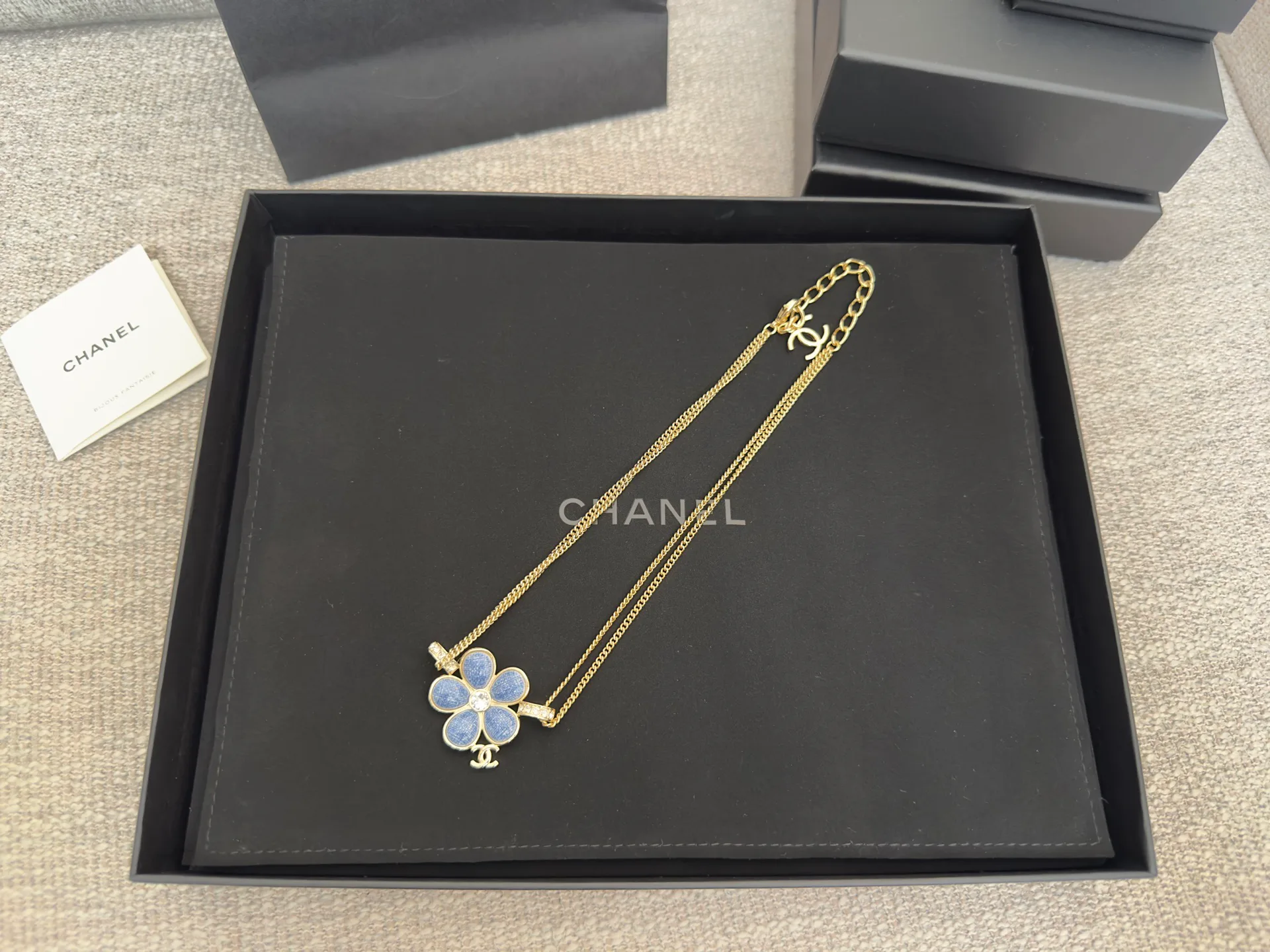 Бижутерия Chanel 11156013
