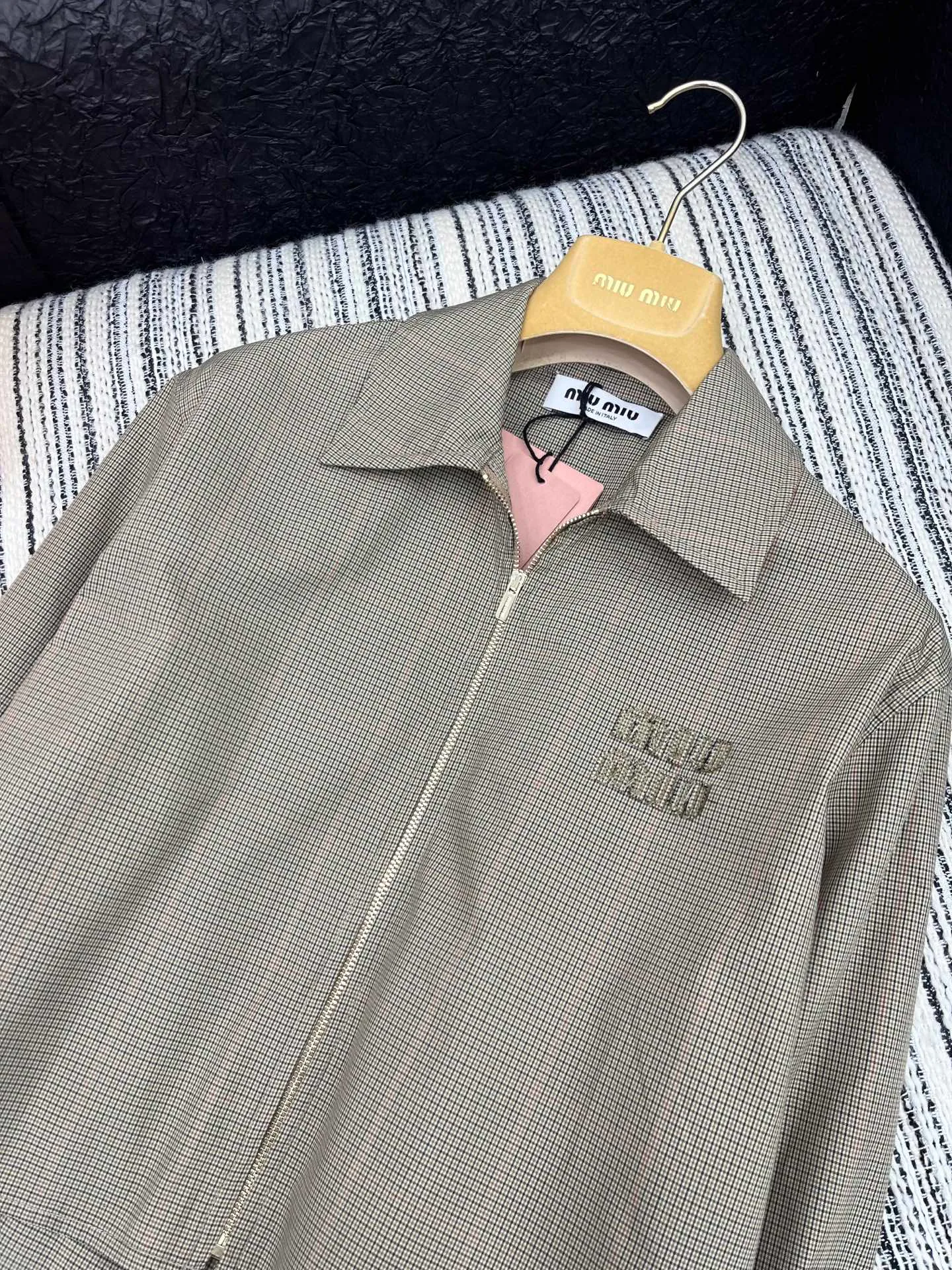 Куртки И Пуховики Женские Miu Miu 12518