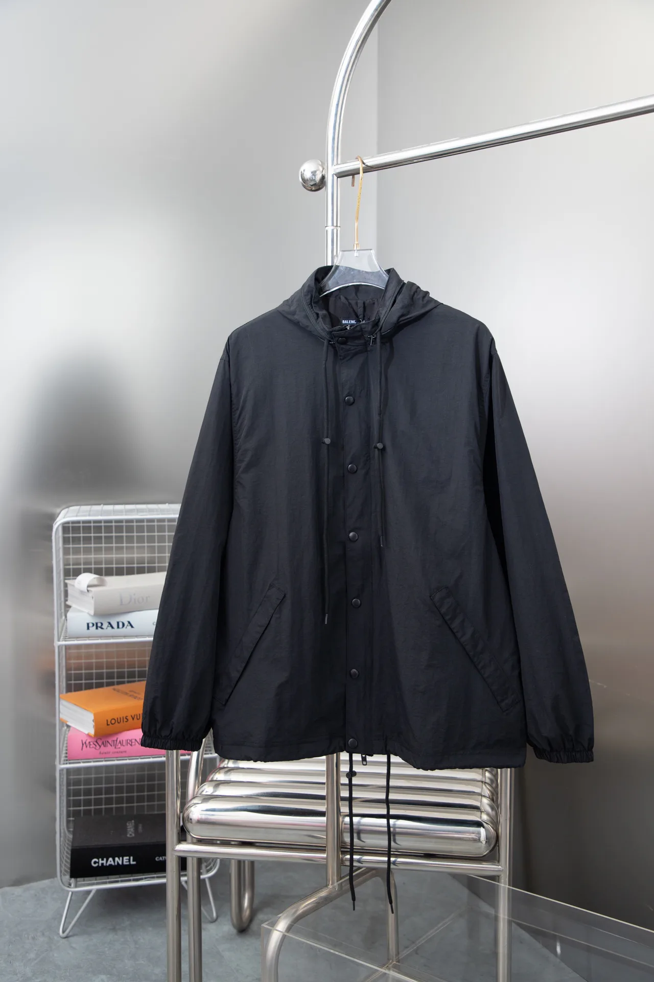 Куртки Женские Balenciaga Куртки Женские Balenciaga