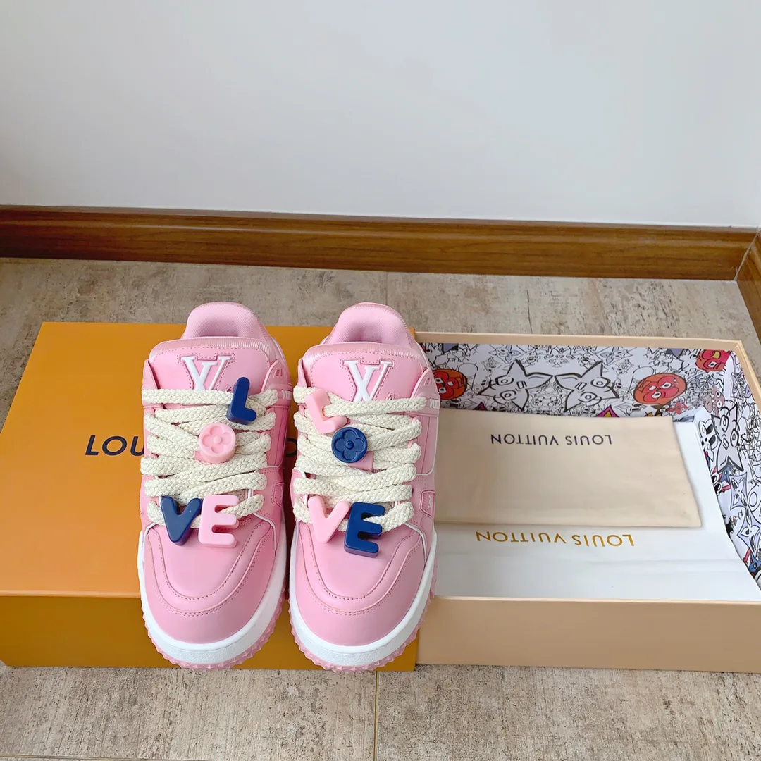 Кроссовки Женские Louis Vuitton 10234447