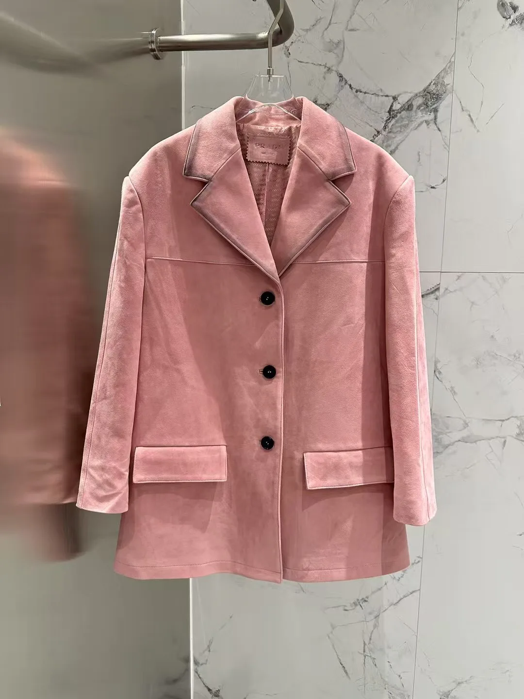 Кожаные Куртки И Дублёнки Женские Prada 13186432