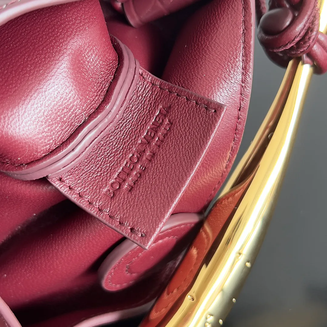 Клатчи Женские Bottega Veneta 12788300