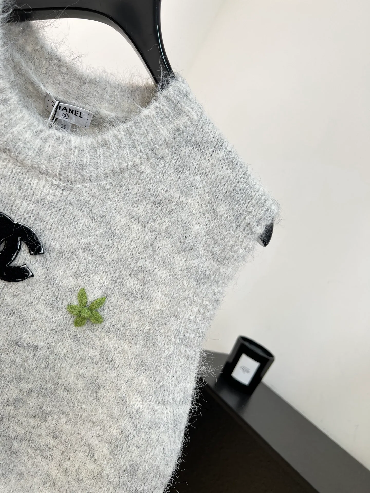 Жилеты Женские Chanel 17423663