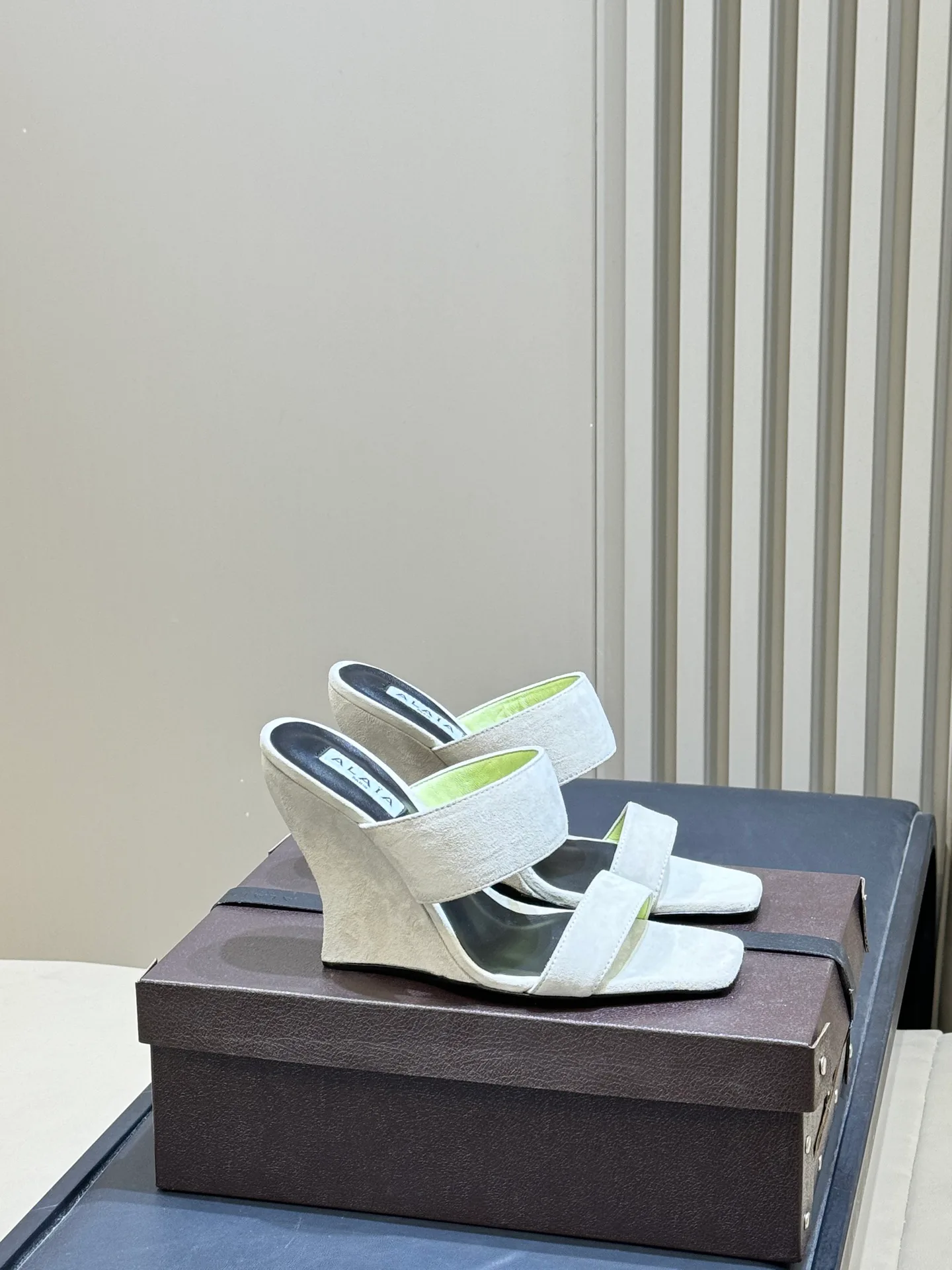 Босоножки Женские Alaia 3150343