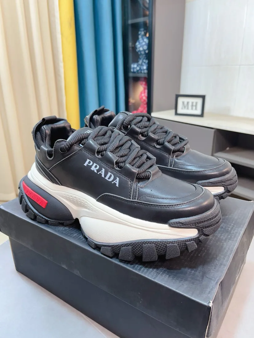 Кроссовки Мужские Prada 4325830