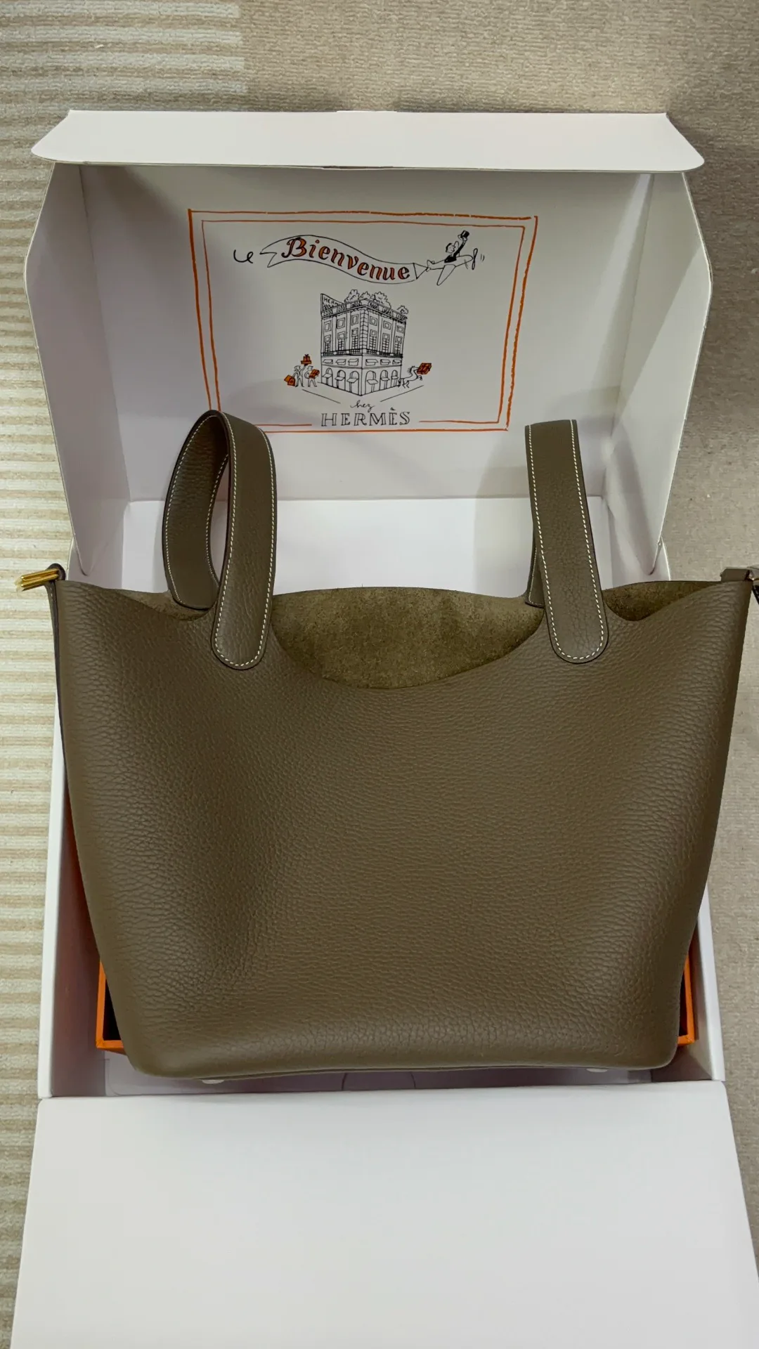 Классические Сумки Женские Hermes 18203134