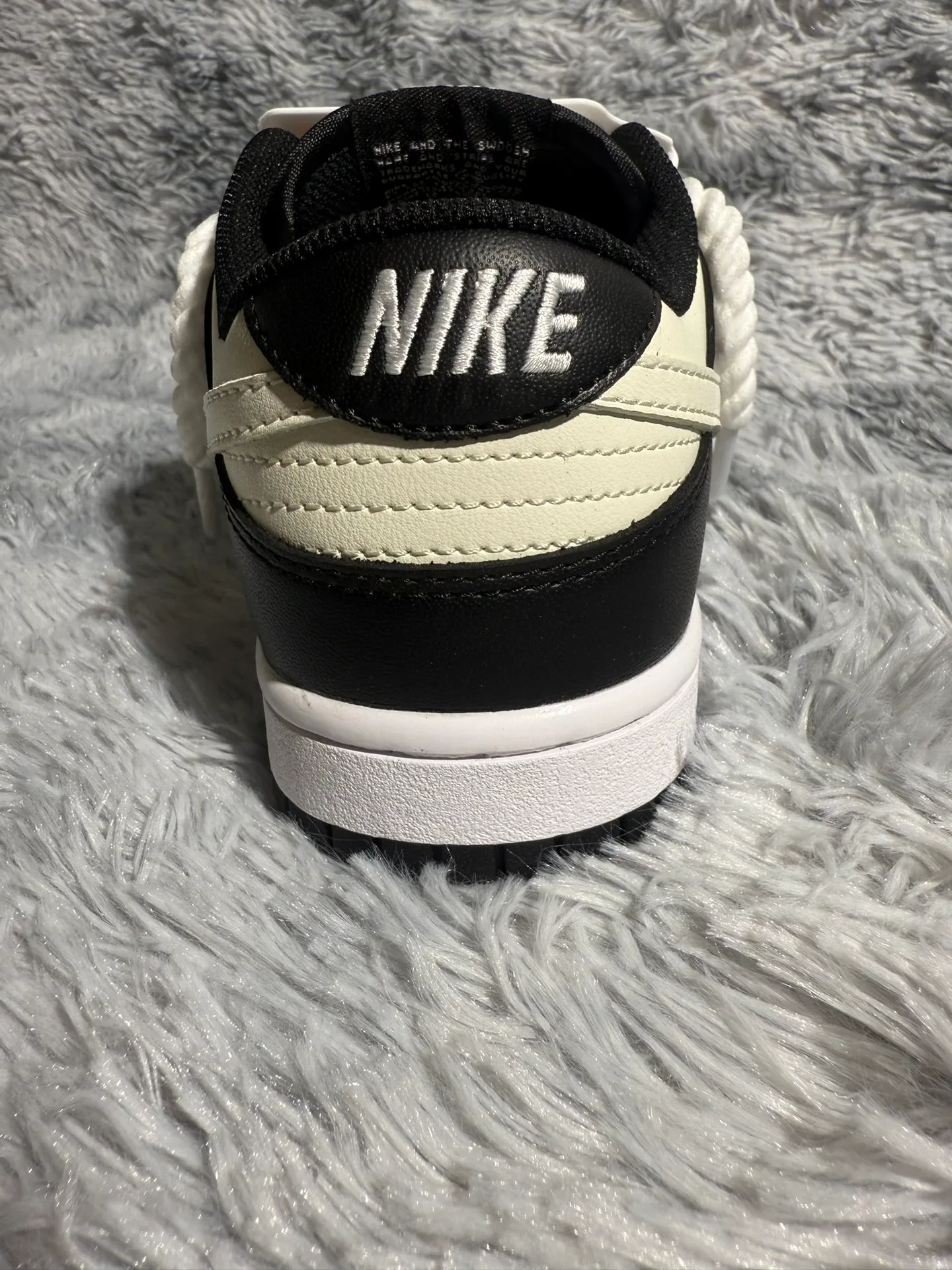 Кроссовки Женские Nike 4187