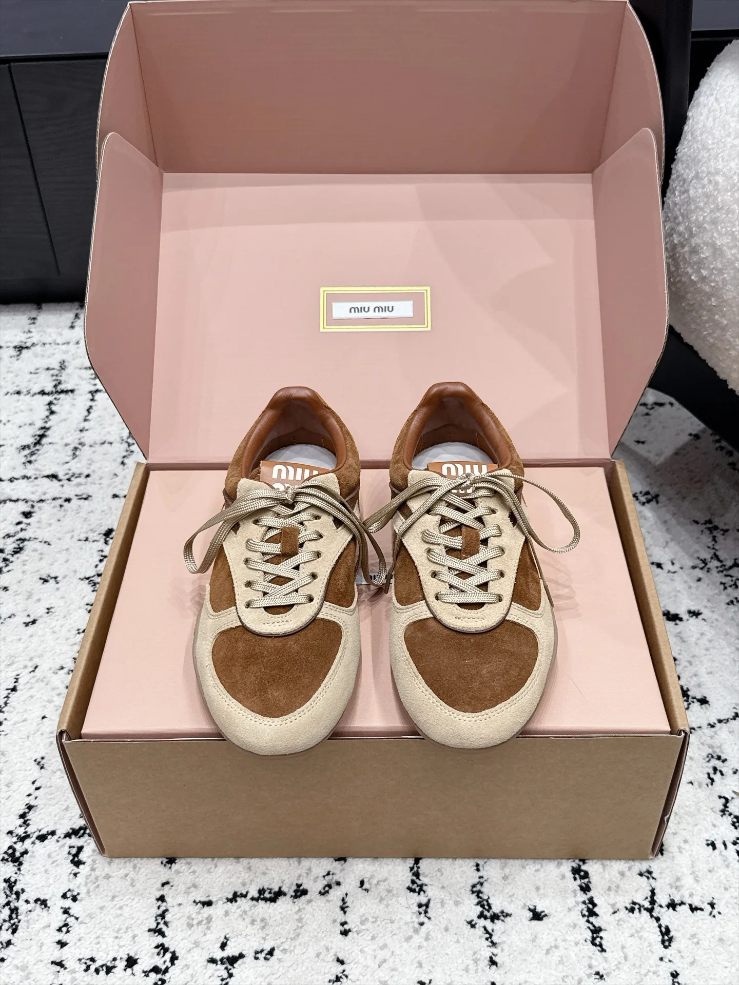 Кроссовки Женские Miu Miu 18133258