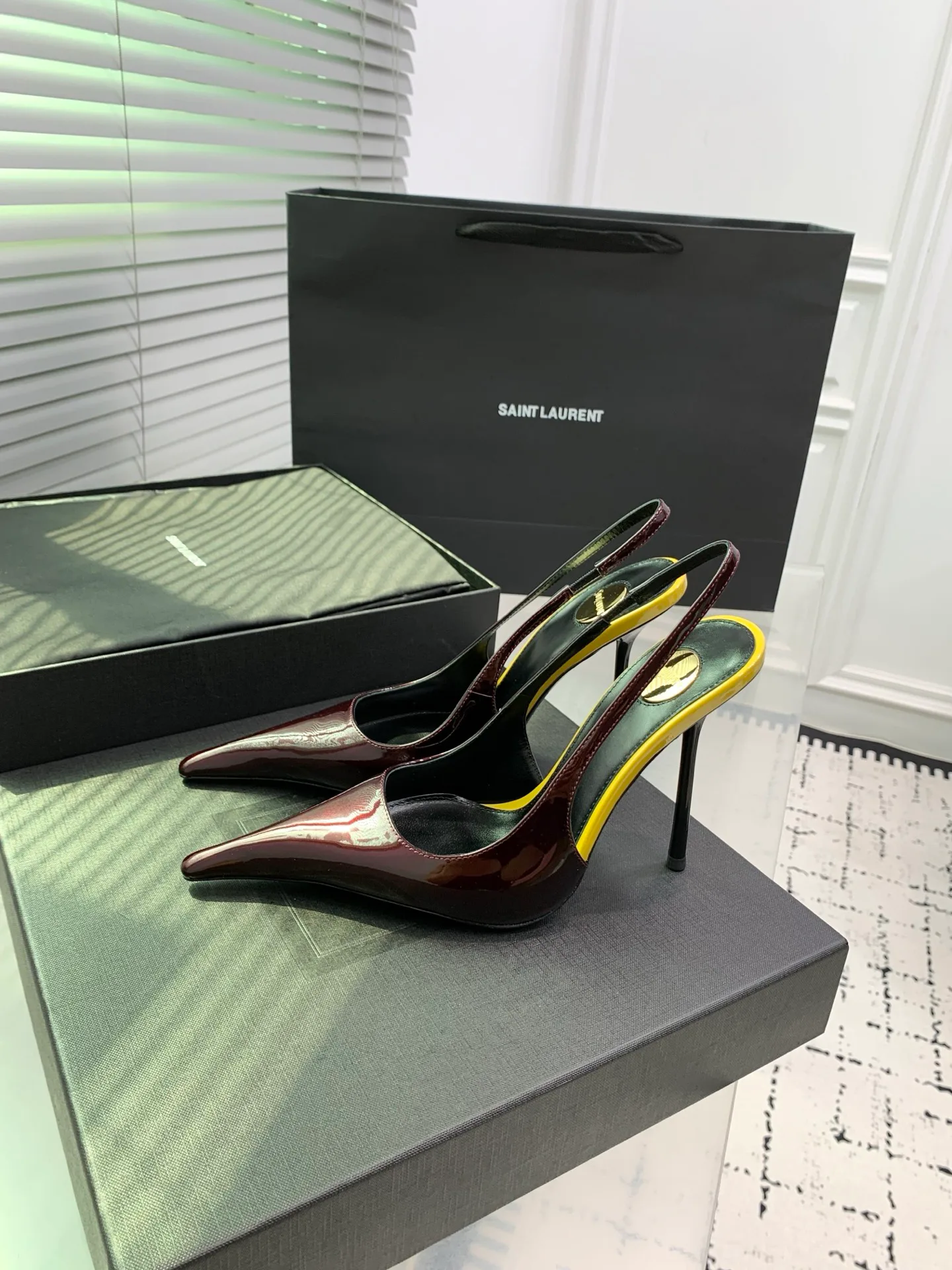 Туфли Женские Saint Laurent 355710