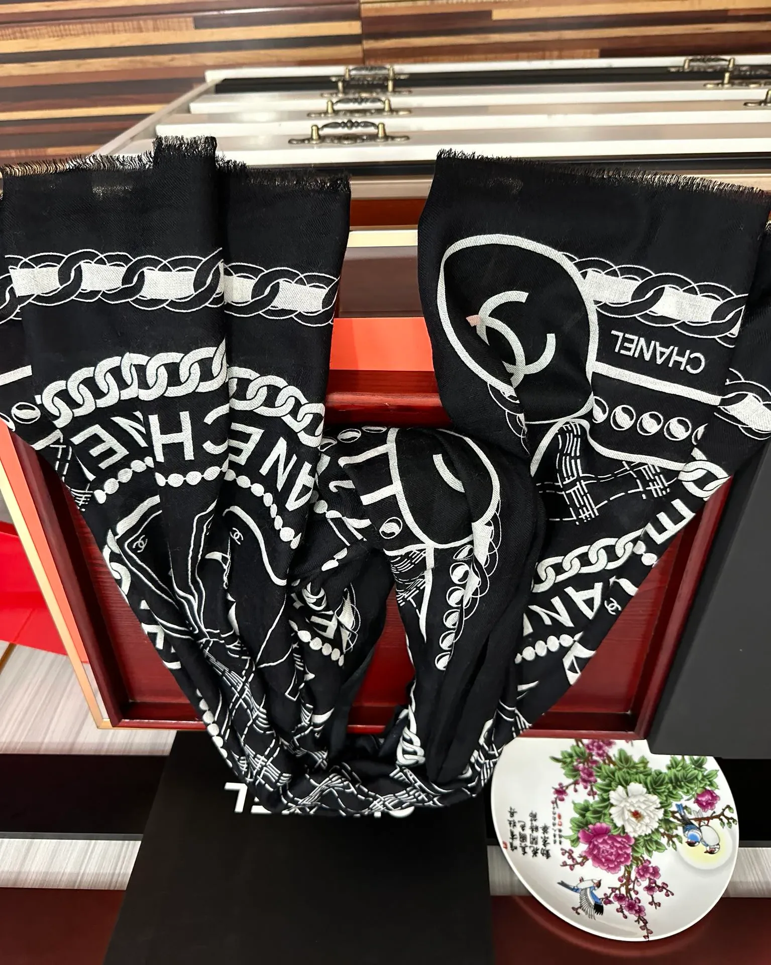 Шарфы Chanel 318404