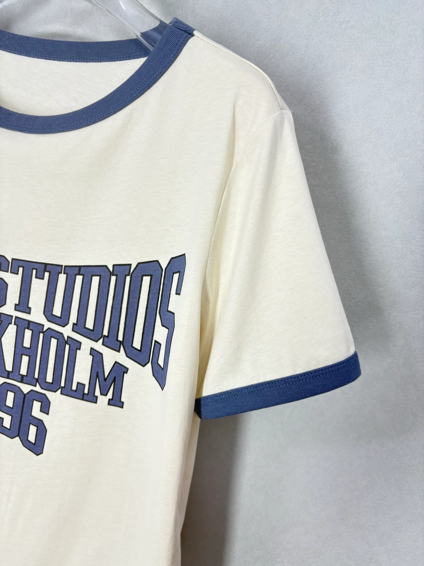 Футболки Женские Acne Studios 16834944