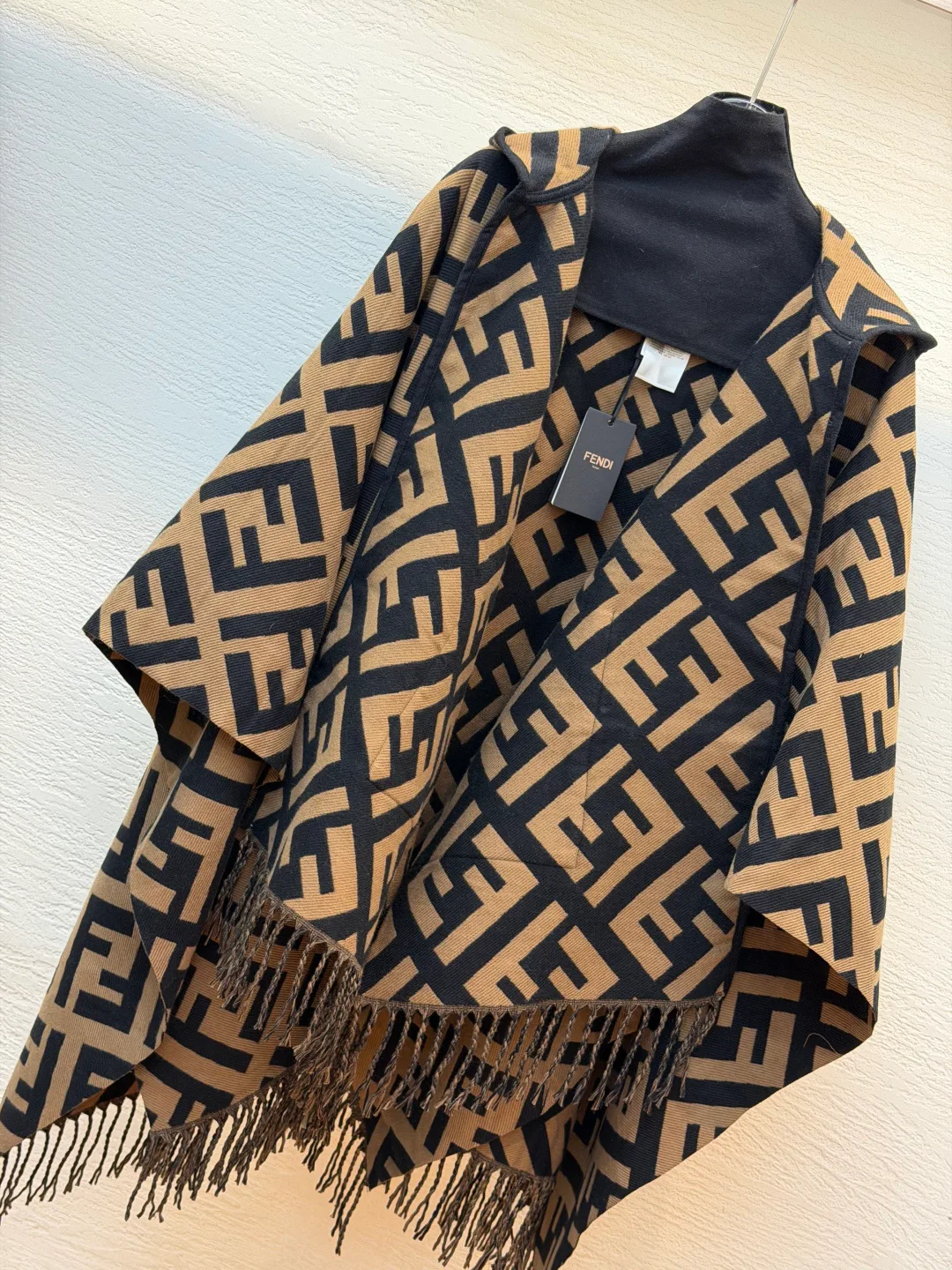 Пальто Женские Fendi 19038459
