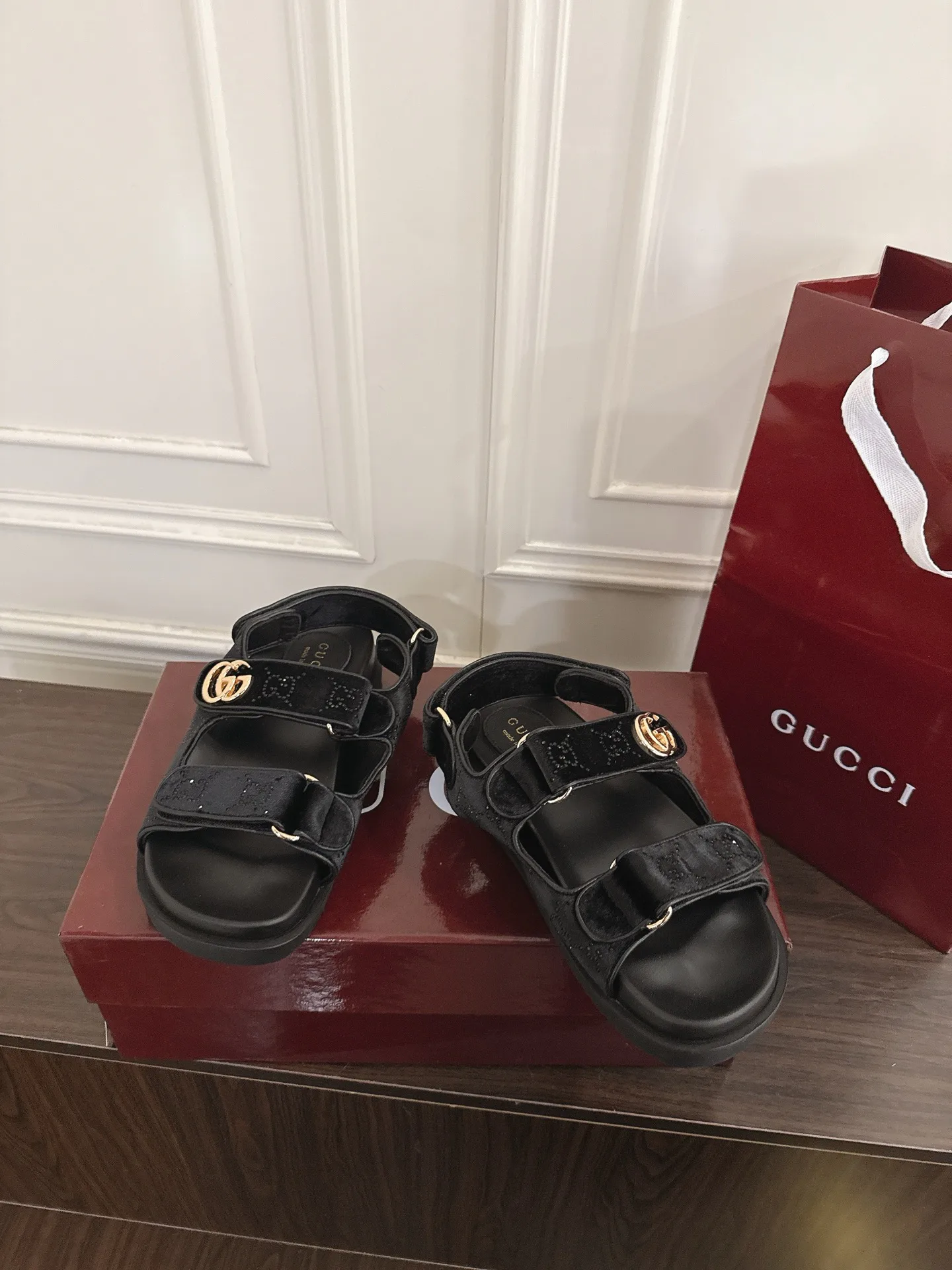 Сандалии Женские Gucci 13540610