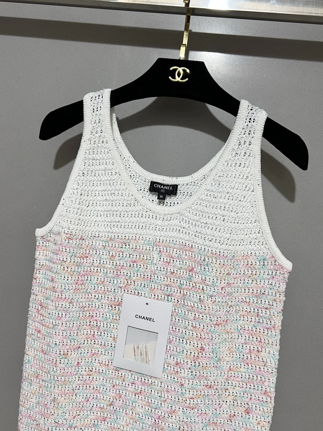 Жилеты Женские Chanel 17429686