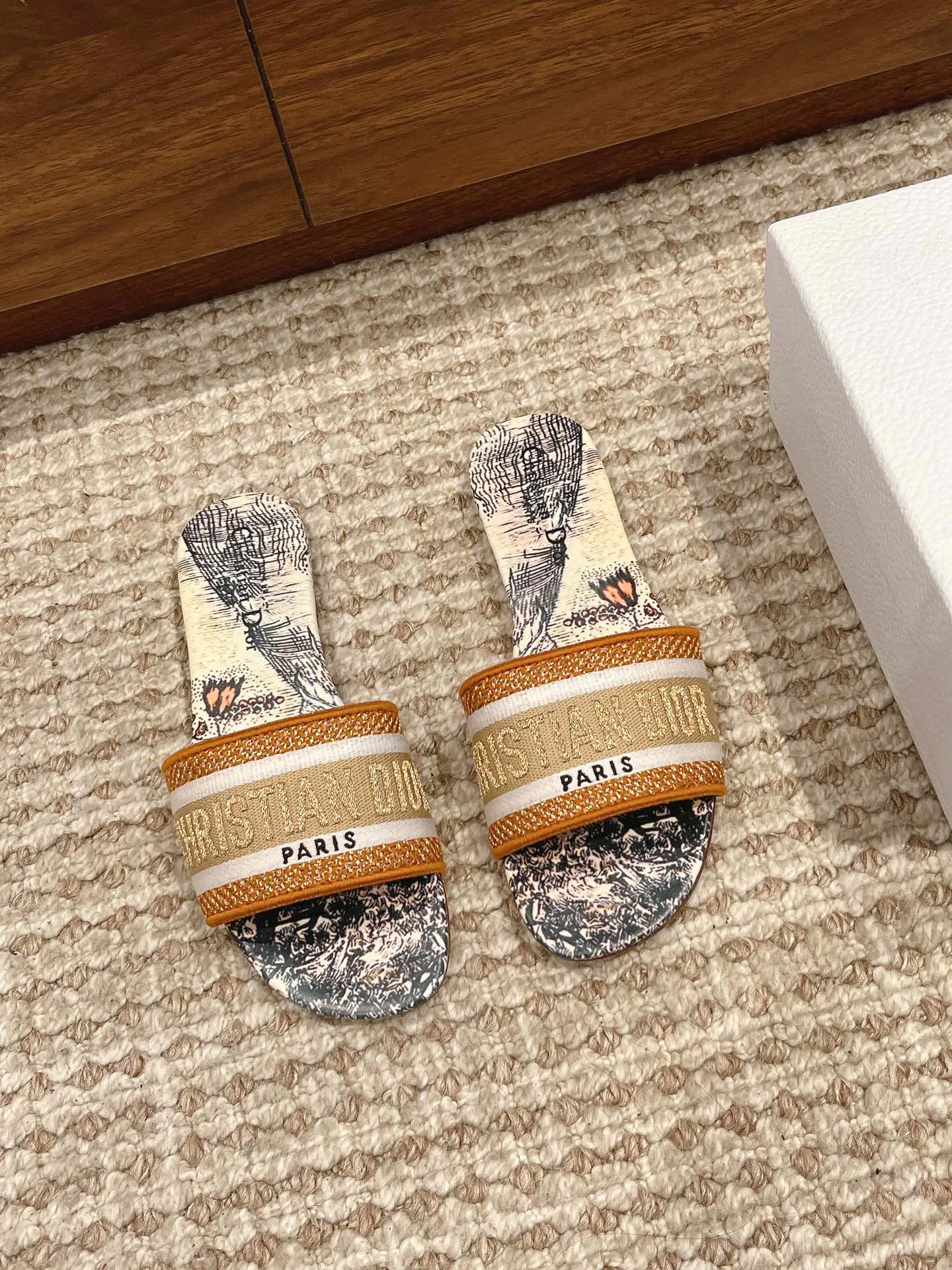 Шлепанцы Женские Christian Dior 11600083