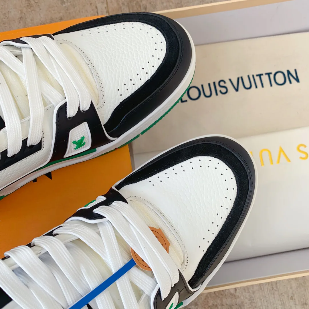 Кроссовки Женские Louis Vuitton 10234417
