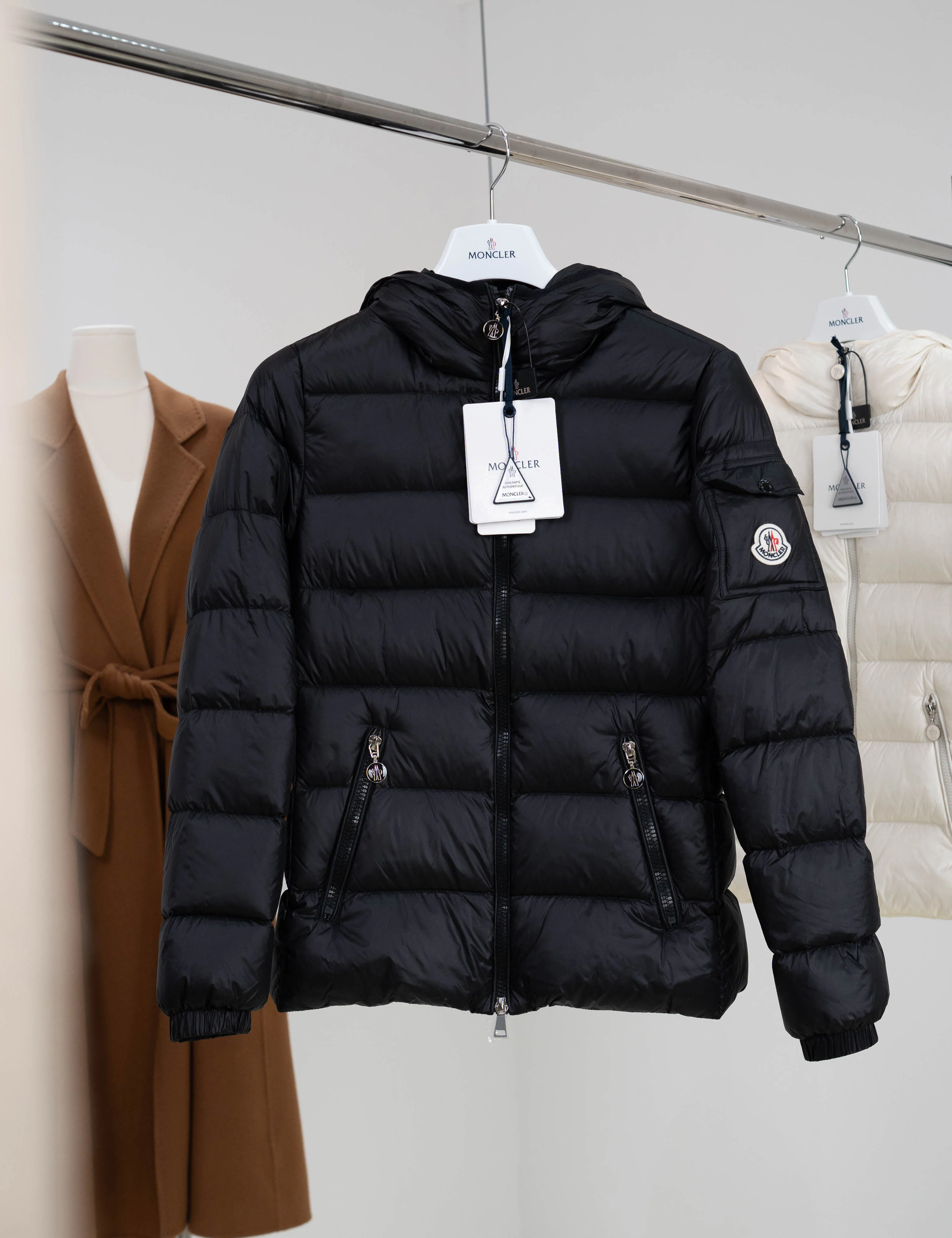Куртки И Пуховики Женские Moncler 18141270
