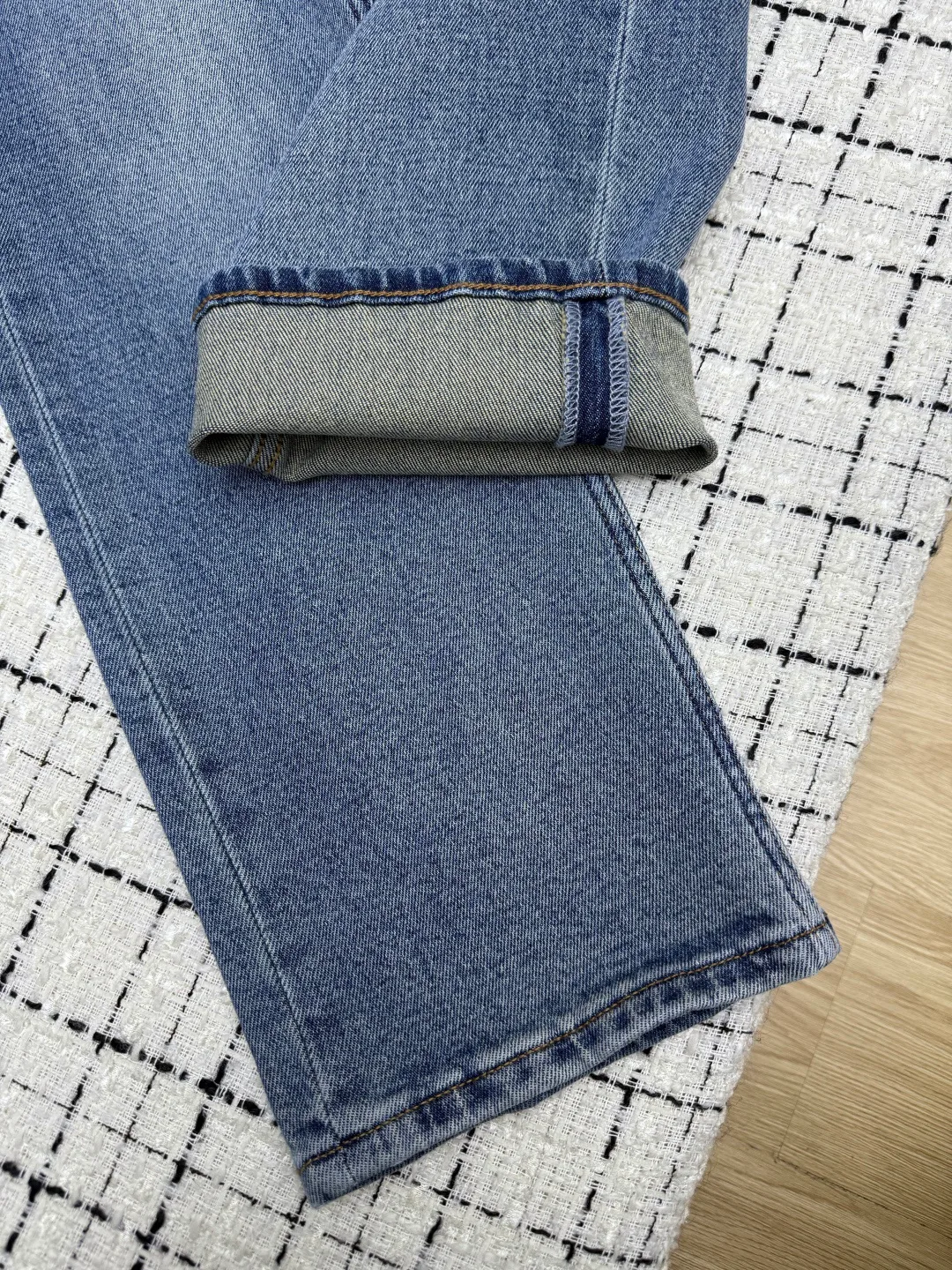 Джинсы Женские Saint Laurent 18864298