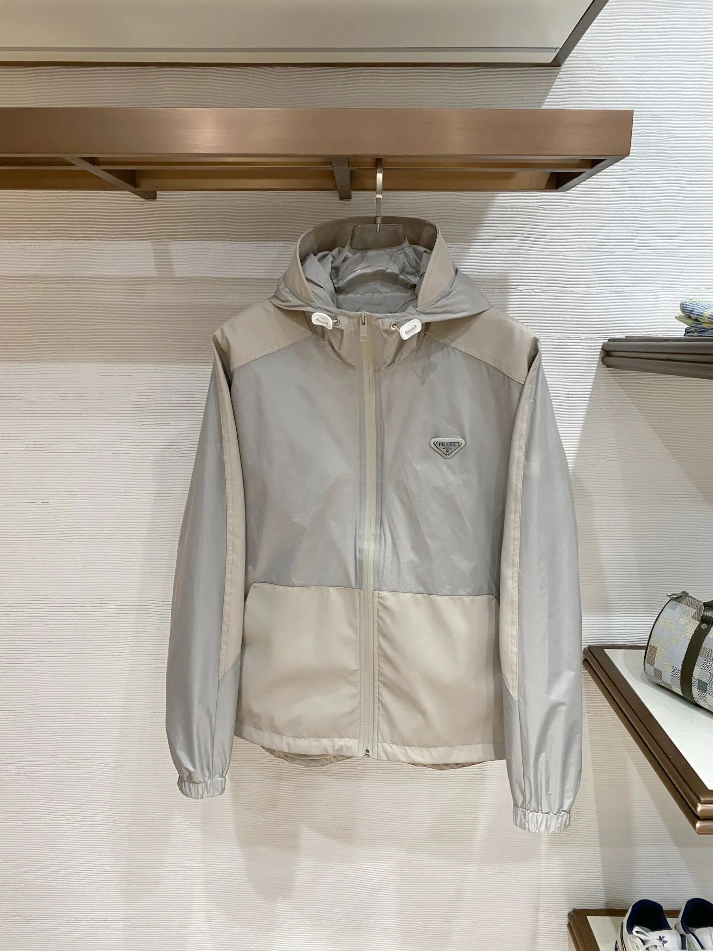 Куртки И Пуховики Мужские Prada 11504077