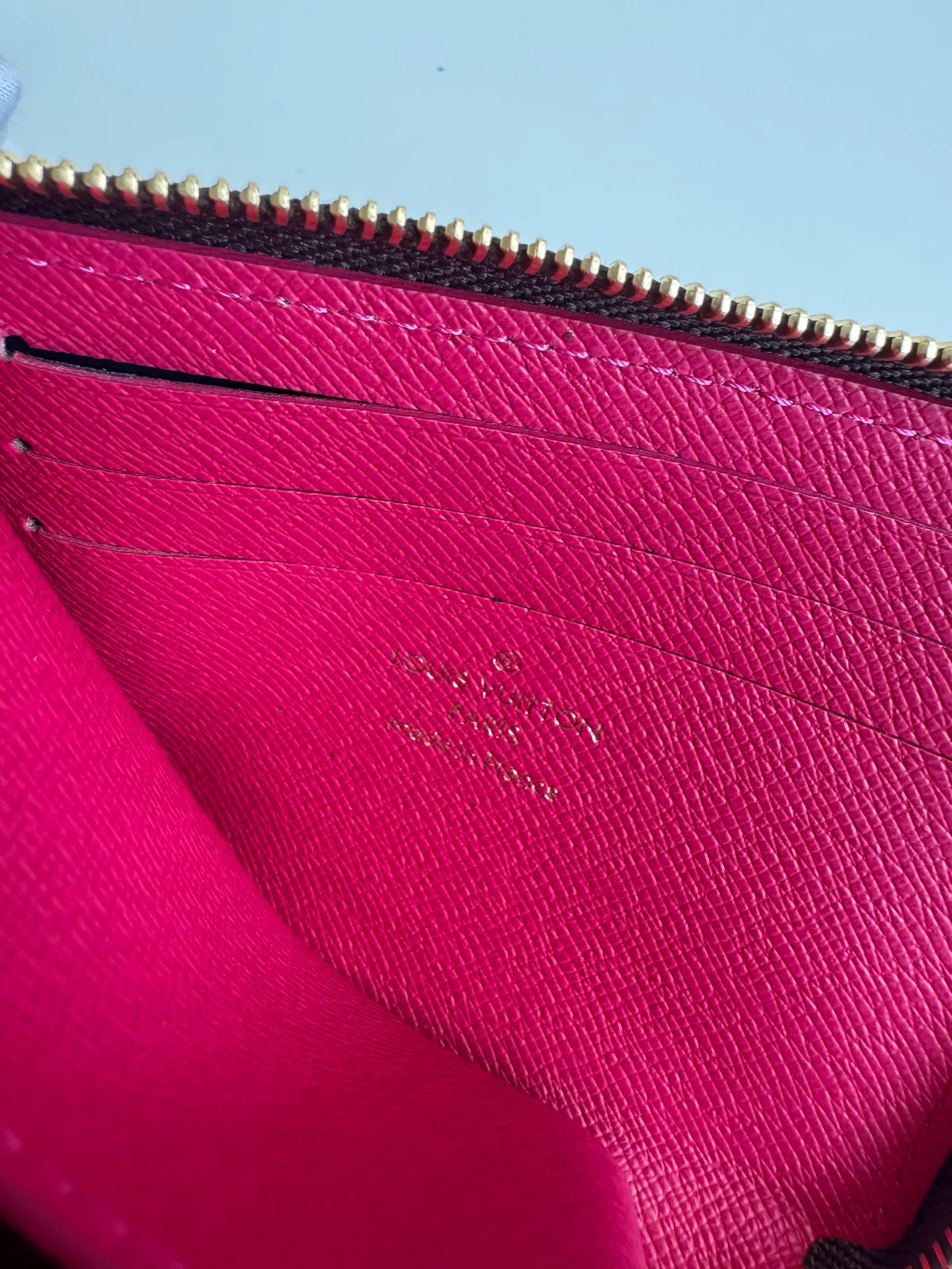 Клатчи Женские Louis Vuitton 11598813