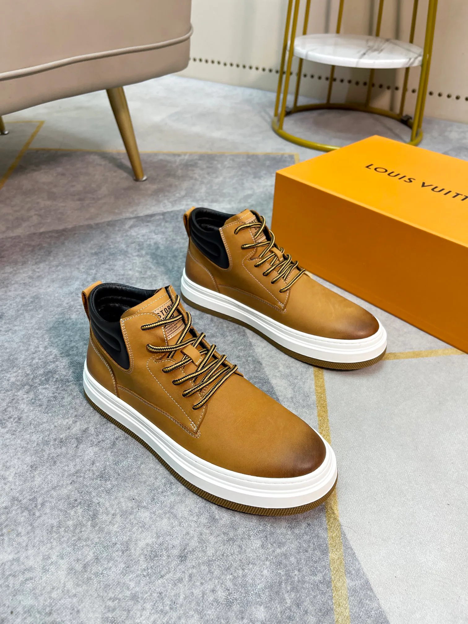 Кроссовки Мужские Louis Vuitton 1862031