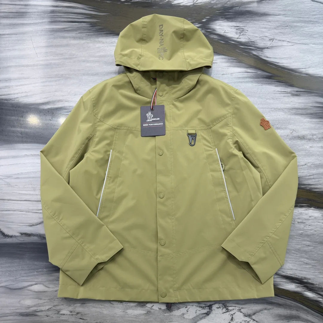 Куртки И Пуховики Мужские Moncler 10298908