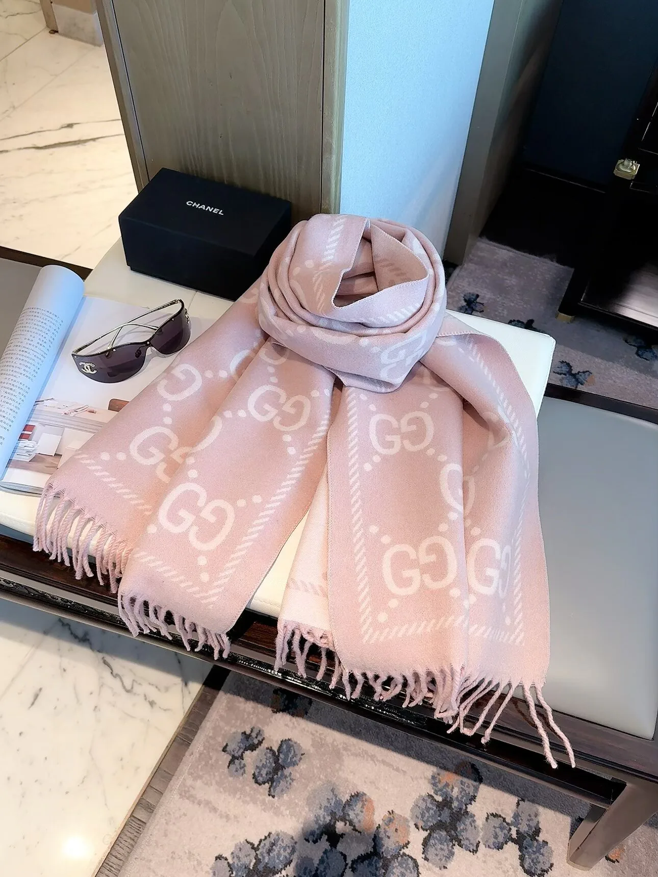 Шарфы Gucci 18322526