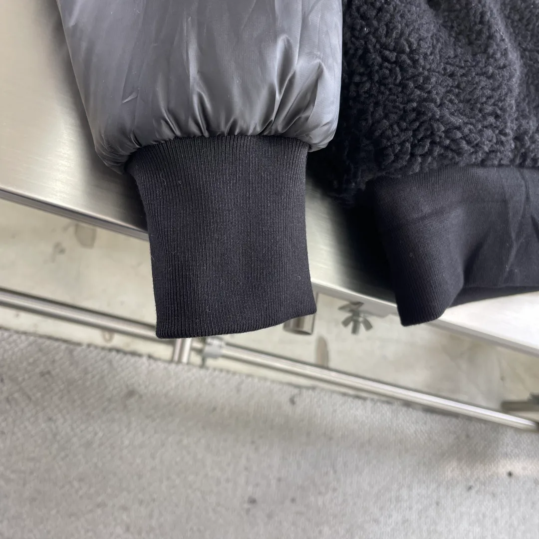 Куртки И Пуховики Мужские Moncler 1502605