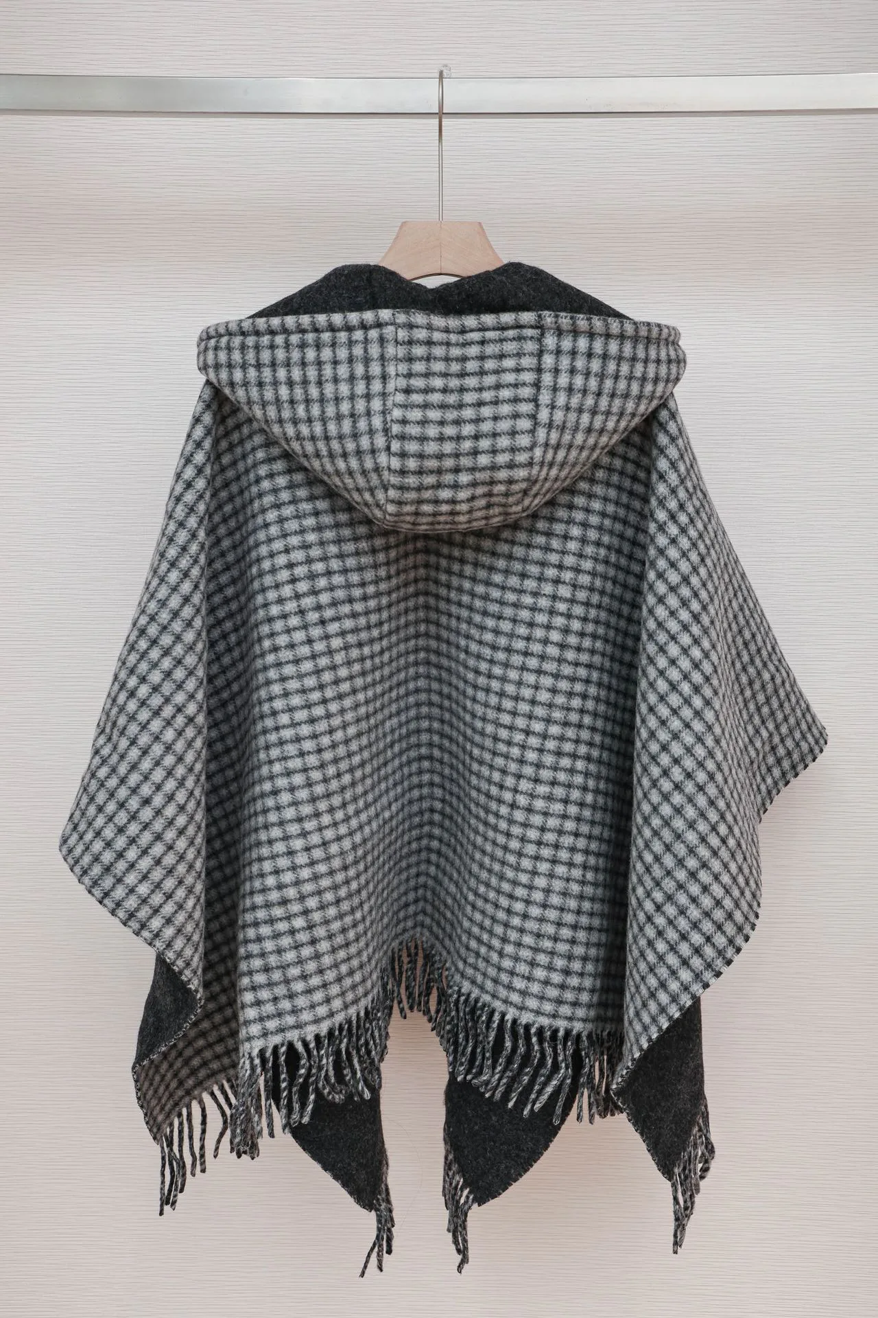 Шарфы Женские Fendi 185667