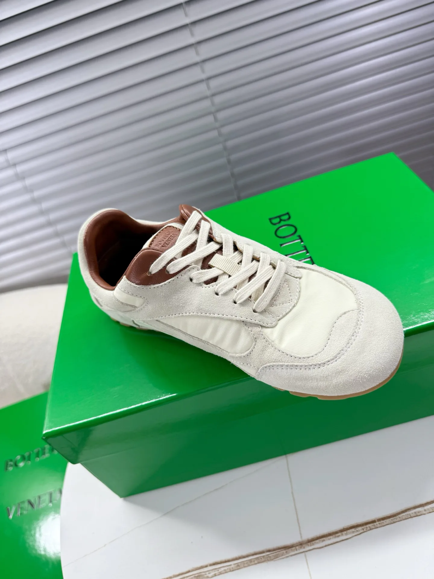 Кроссовки Женские Bottega Veneta 4019871