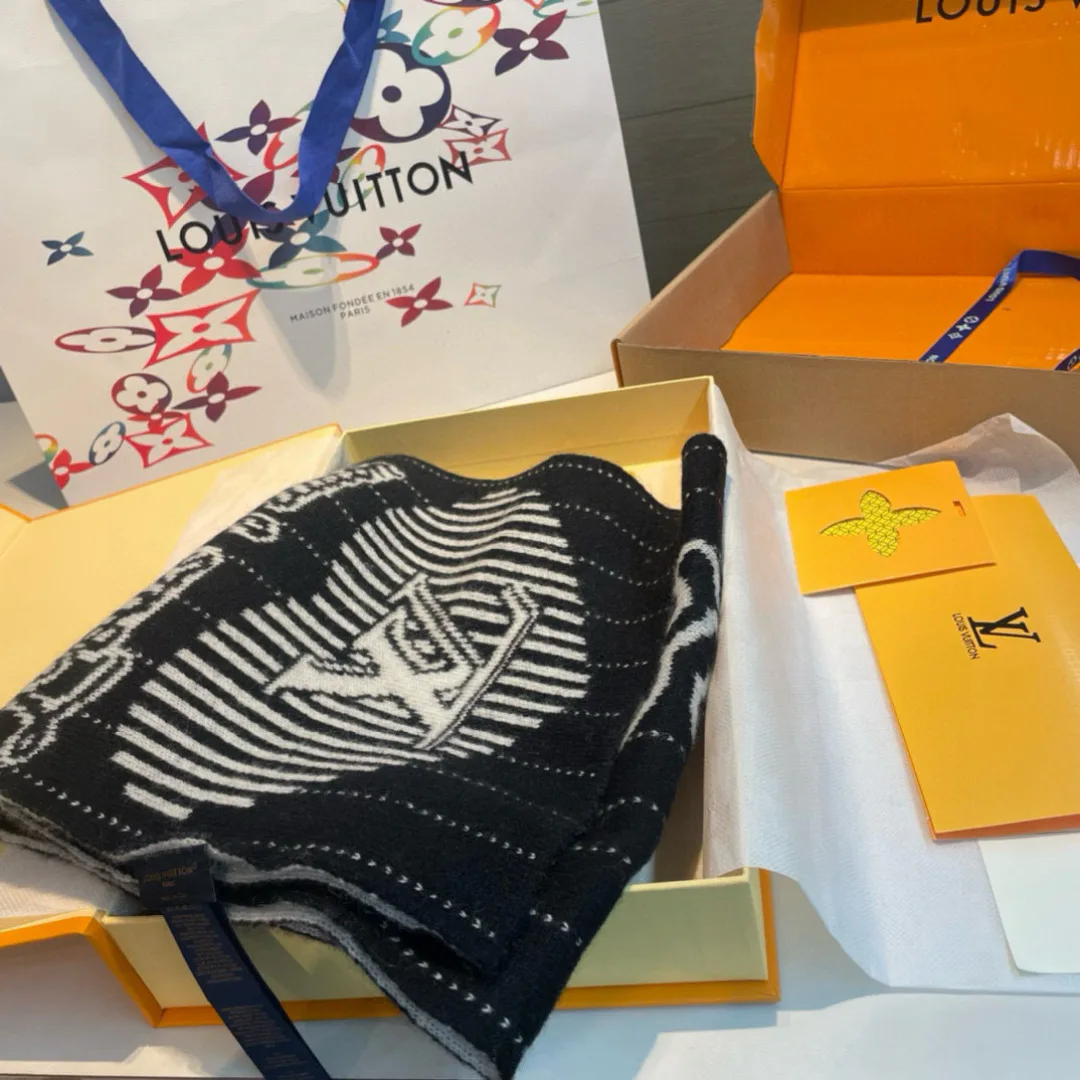Шарфы Louis Vuitton 4972391