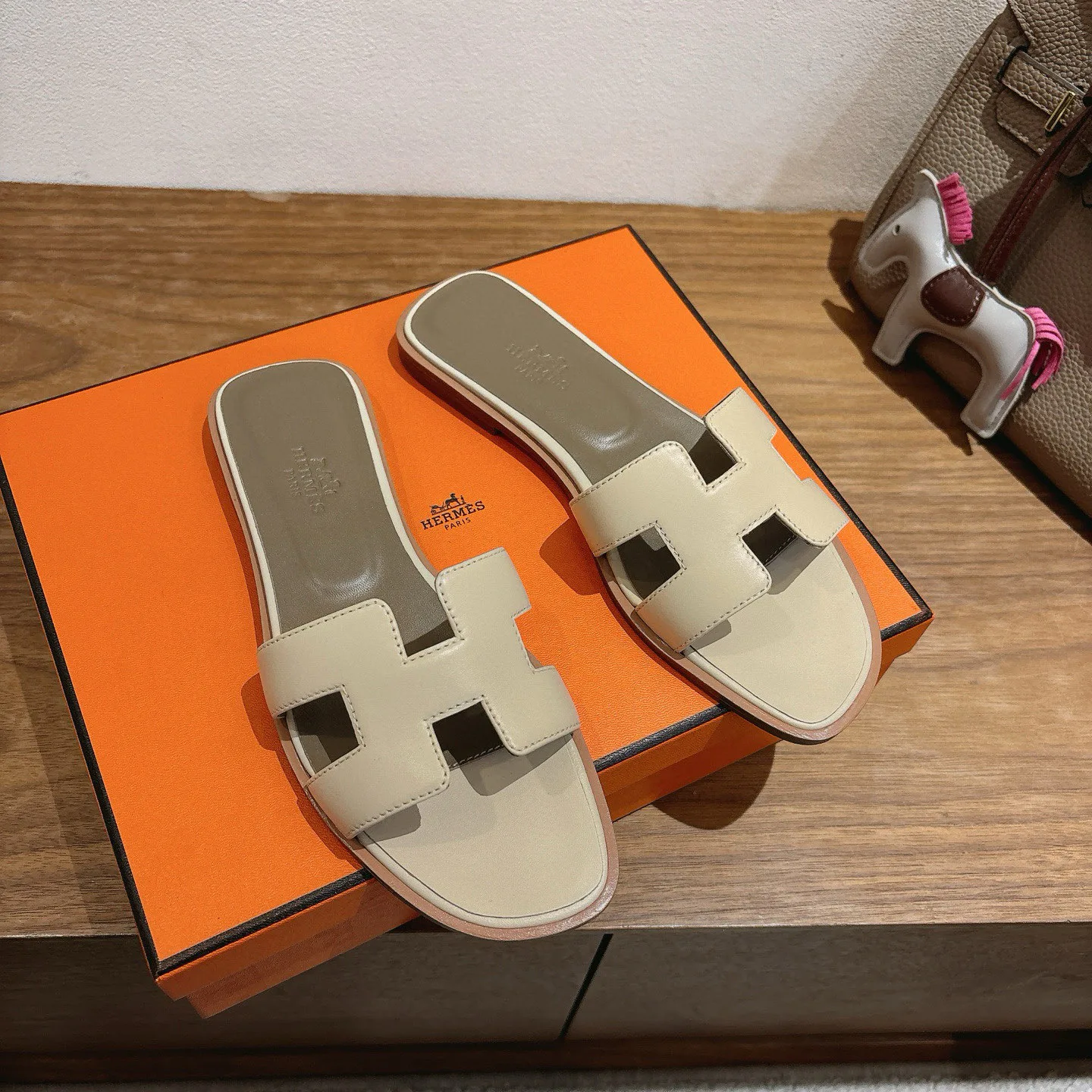 Шлепанцы Женские Hermes 396963