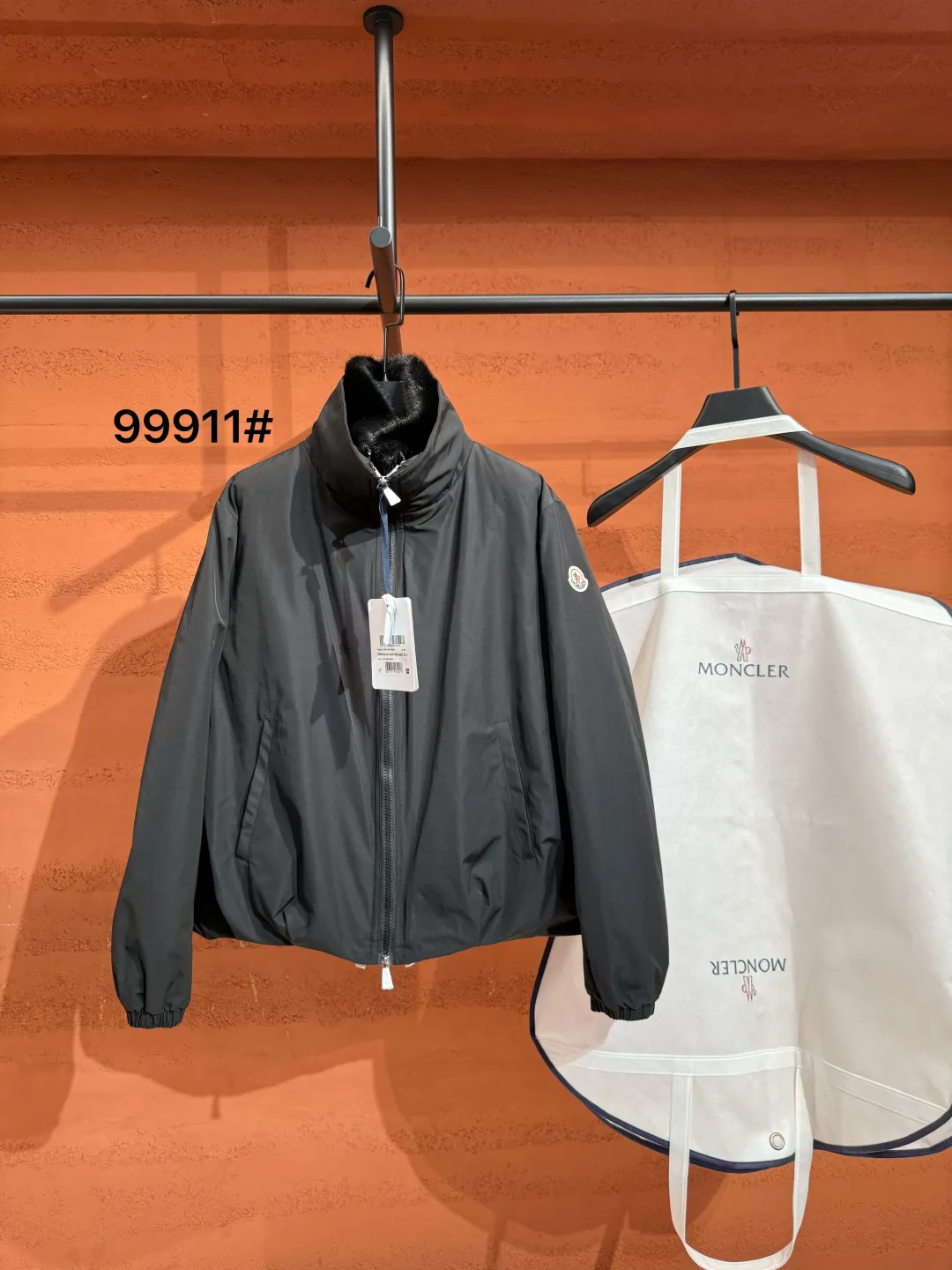 Куртки И Пуховики Женские Moncler 19579919
