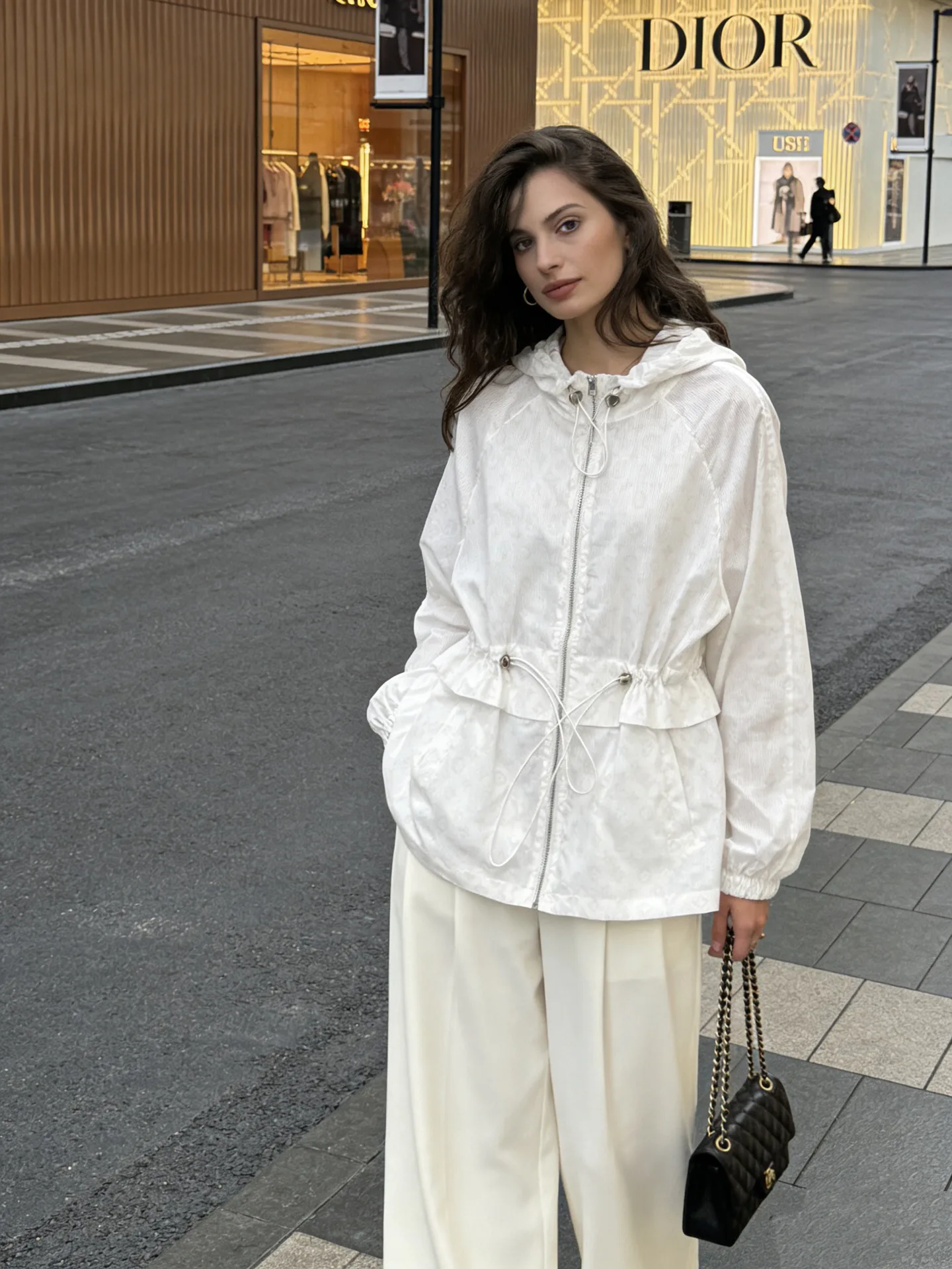 Куртки И Пуховики Женские Louis Vuitton 12799695