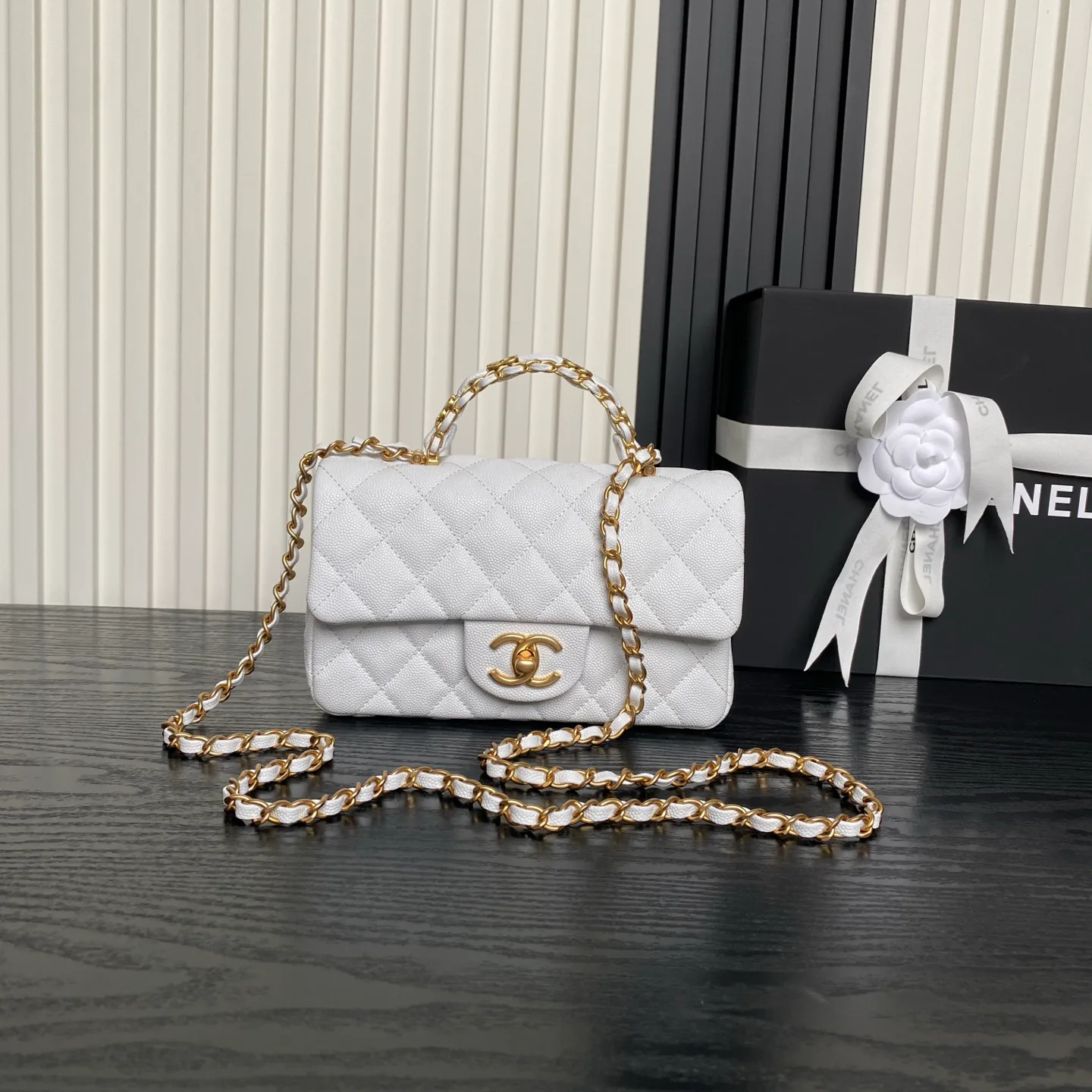 Классические Сумки Женские Chanel 17364563
