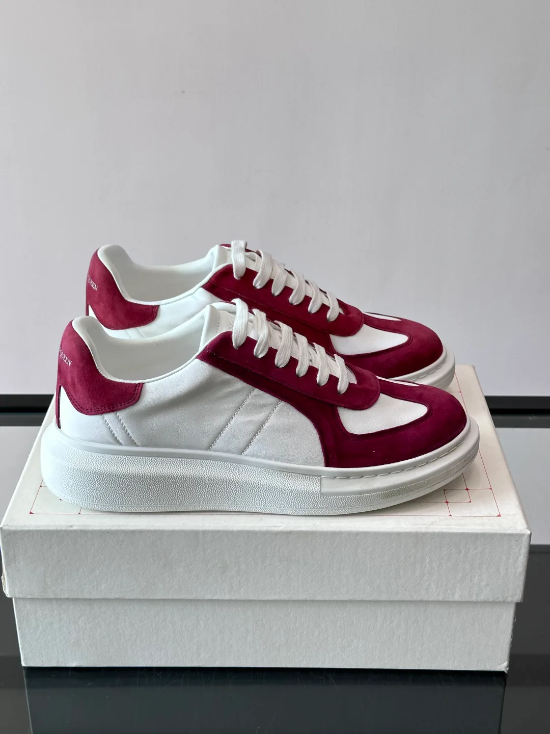 Кроссовки Женские Alexander Mcqueen 17224146